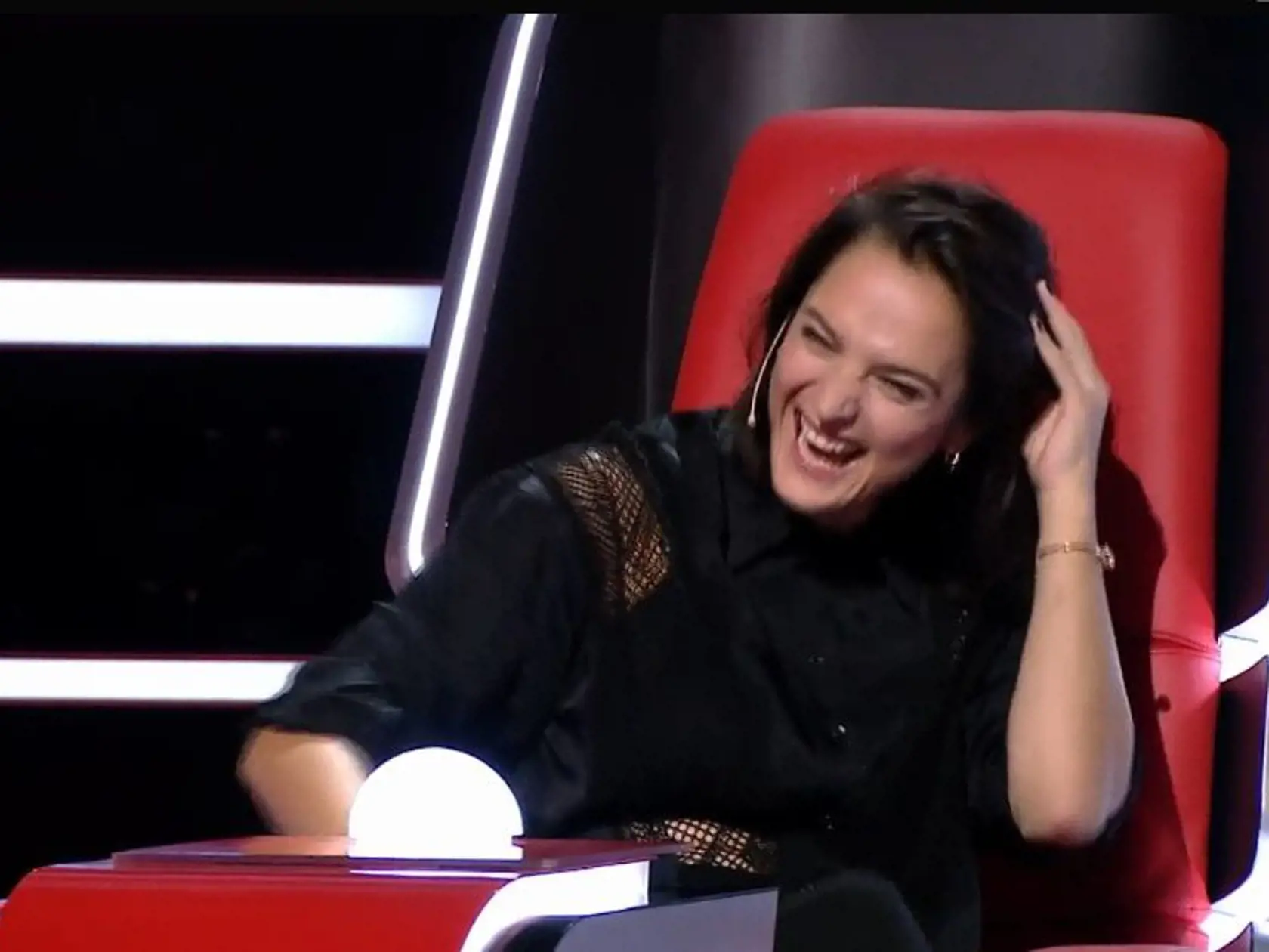 Veľkolepá šou The Voice sa konečne vrátila na televízne obrazovky aj so štvoricou koučov, a to Kali, Vojta Dyk, Pepa Vojtek a Jana Kirschner.