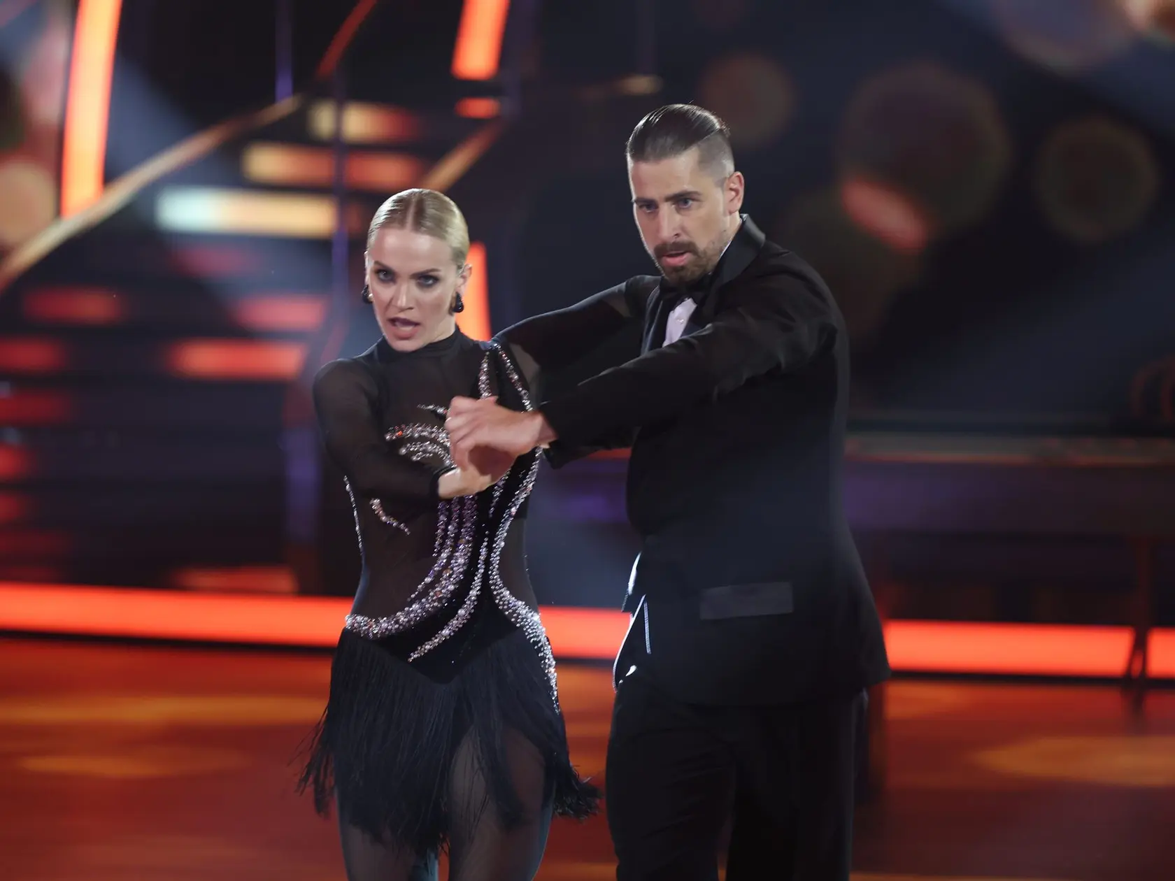 8. kolo Let's Dance. Na snímke Peter Sagan a Eliška Lenčešová.