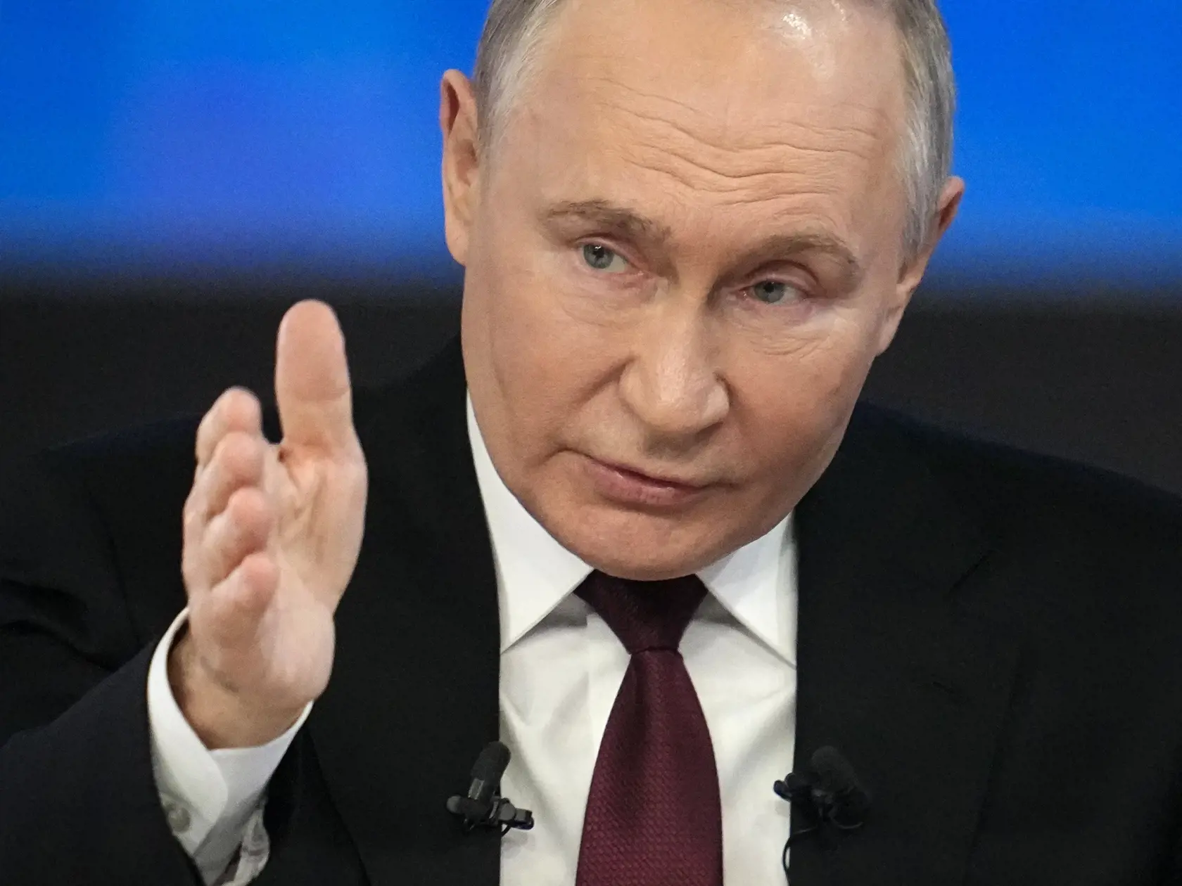 Ruský prezident Vladimir Putin rozpráva počas výročnej tlačovej konferencie v Moskve 19. decembra 2024.