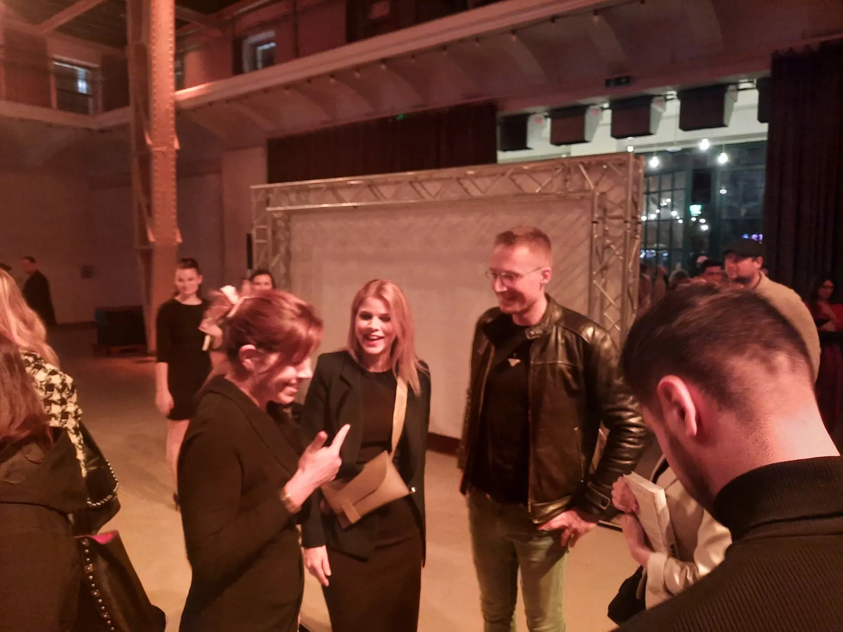 Michal Kovačič a Zuzana Kovačič Hanzelová sa na krste knihy Kuciak dobre bavili.