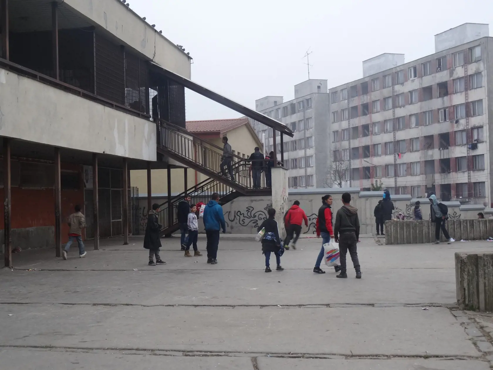 Rómovia nemajú radi ak tu niekto fotografuje.