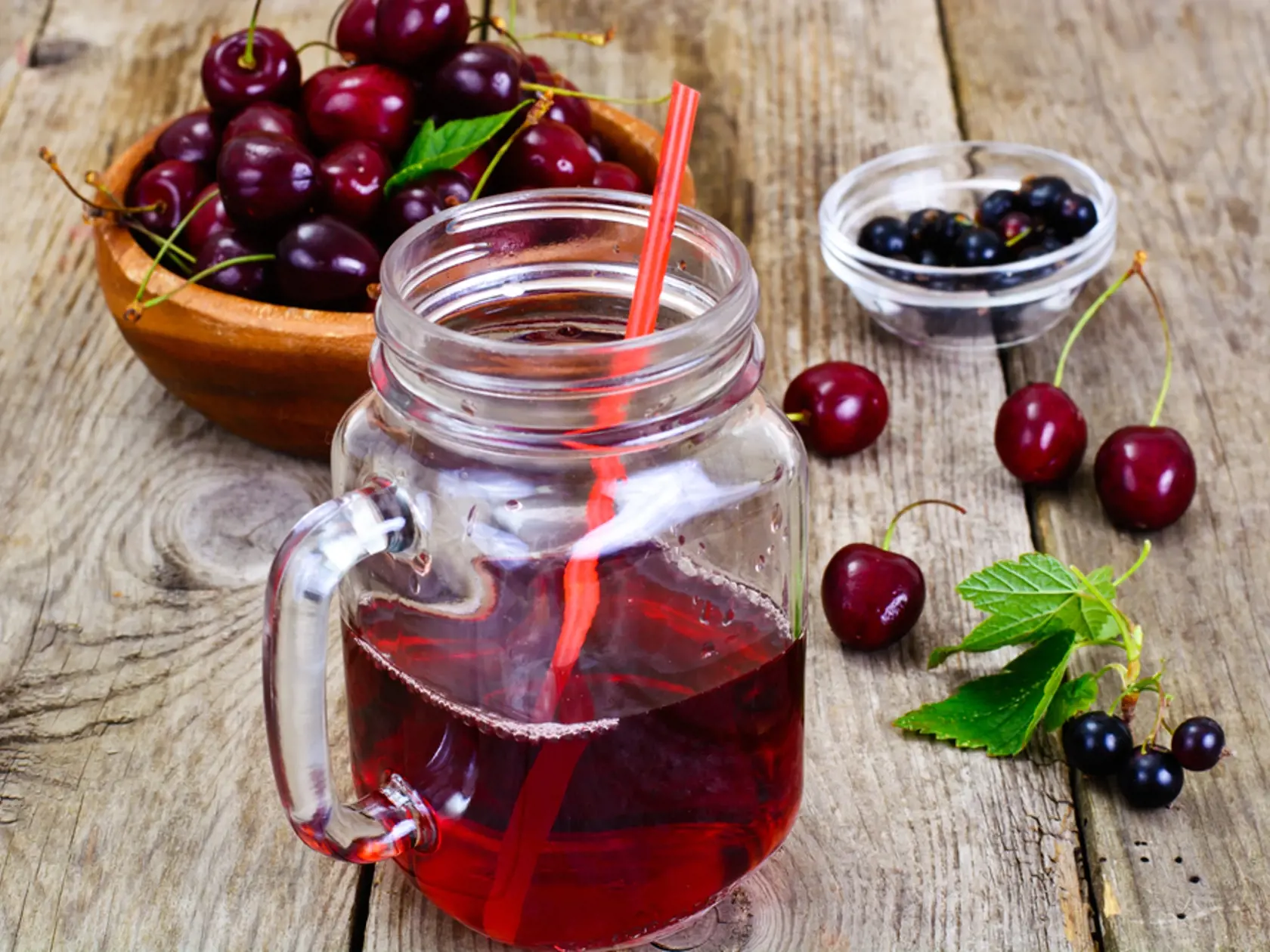 Čerešňová šťava má vysoký obsah melatonínu, ten pomáha zaspávať