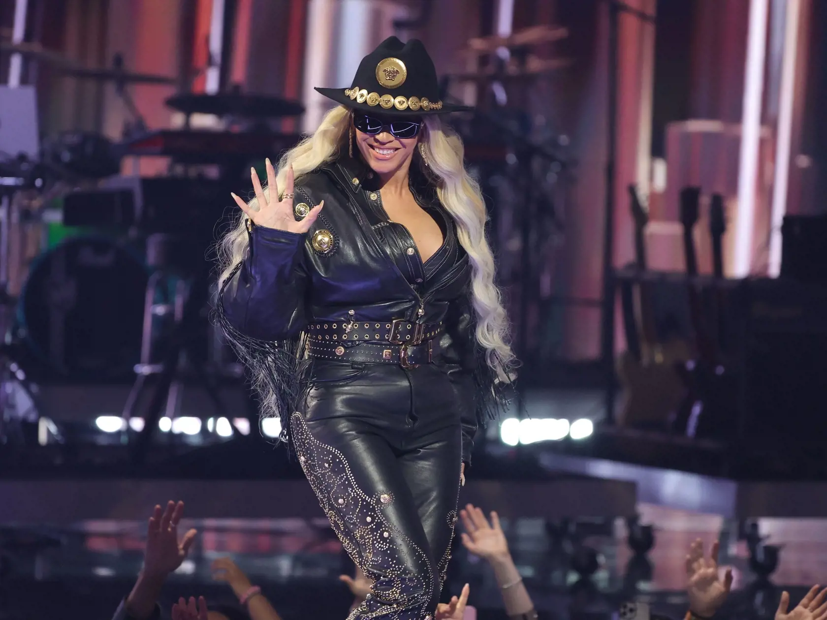 Kovbojka Beyoncé si prebrala cenu hudobnej inovátorky.