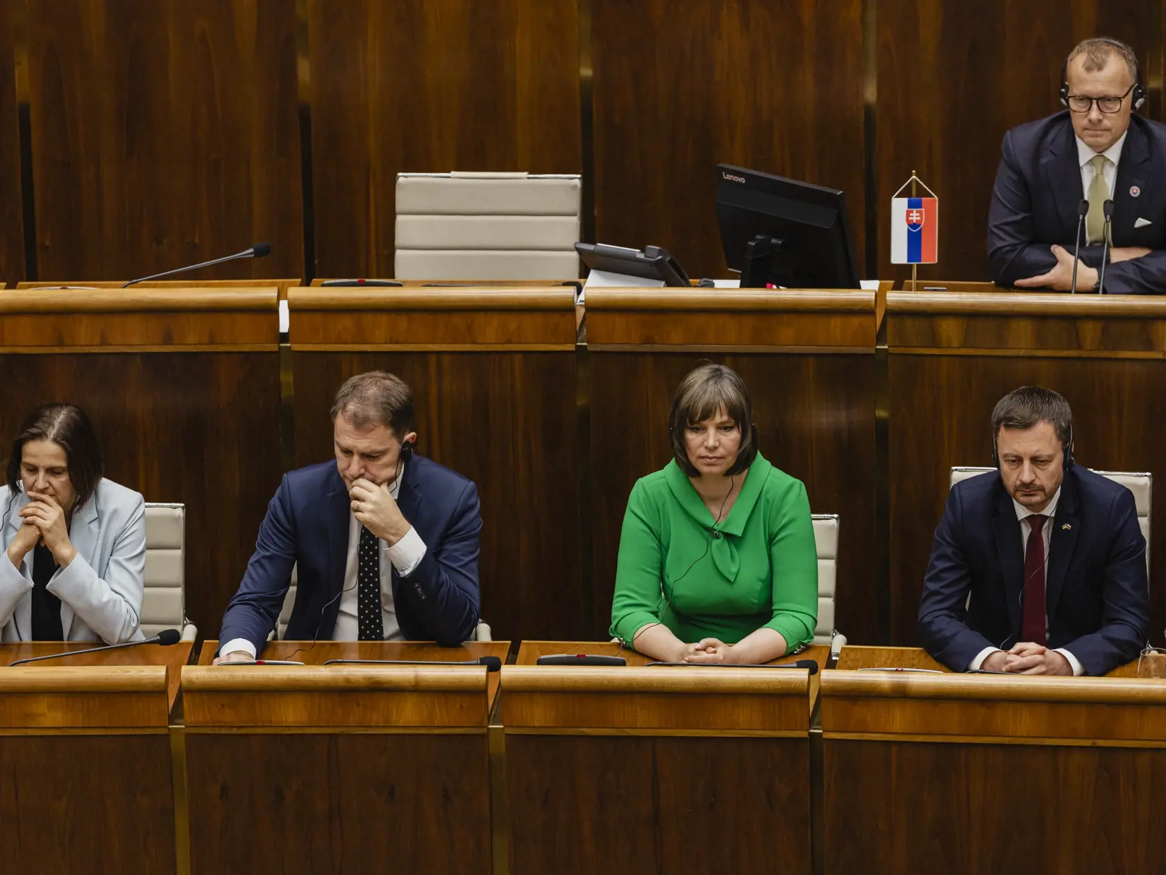 Prezident Ukrajiny Volodymyr Oleksandrovyč Zelenskyj sa prihovoril prostredníctvom telemostu poslancom Národnej rady Slovenskej republiky a členom Vlády Slovenskej republiky.