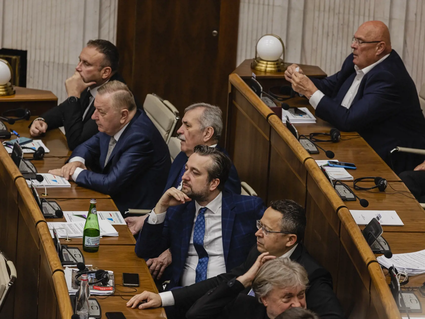 Prezident Ukrajiny Volodymyr Oleksandrovyč Zelenskyj sa prihovoril prostredníctvom telemostu poslancom Národnej rady Slovenskej republiky a členom Vlády Slovenskej republiky.