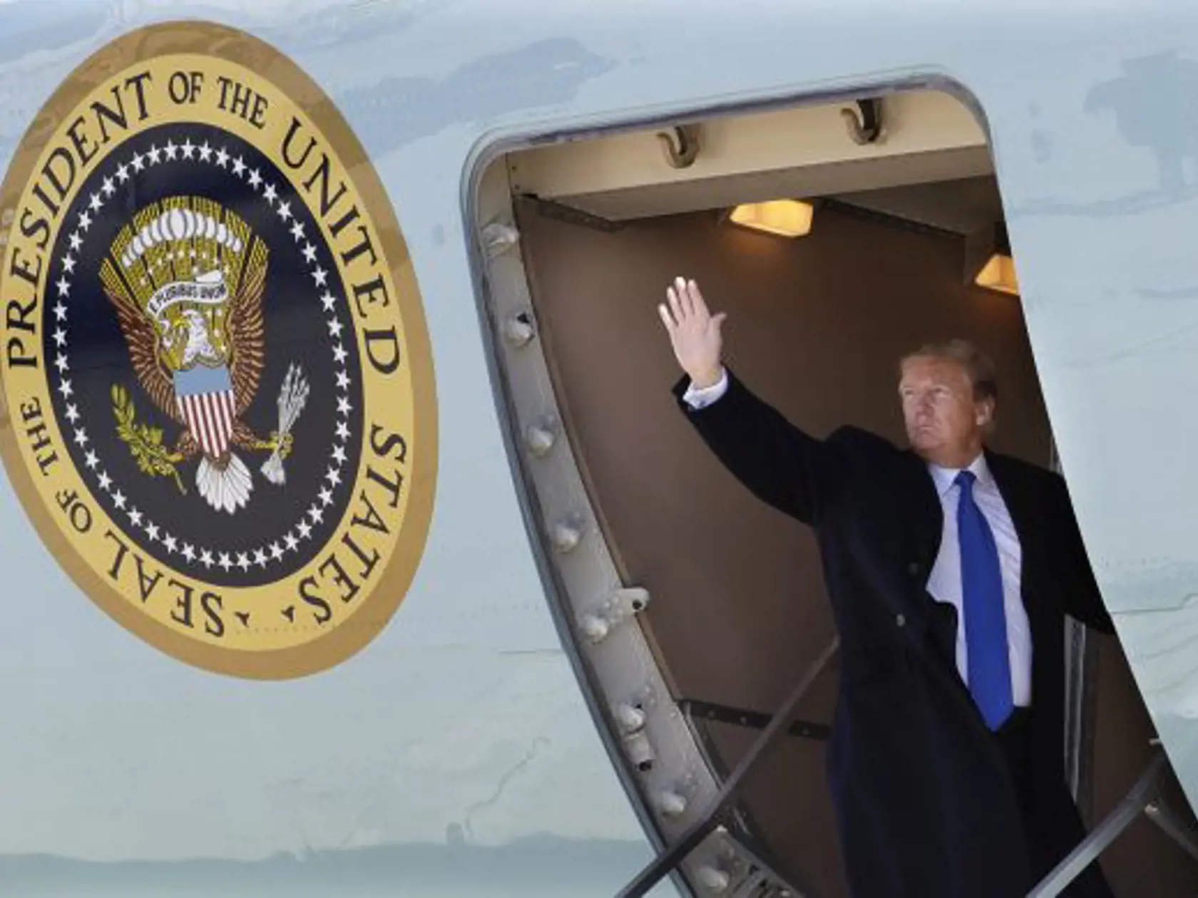 Donald Trump pred odletom do Vietnamu