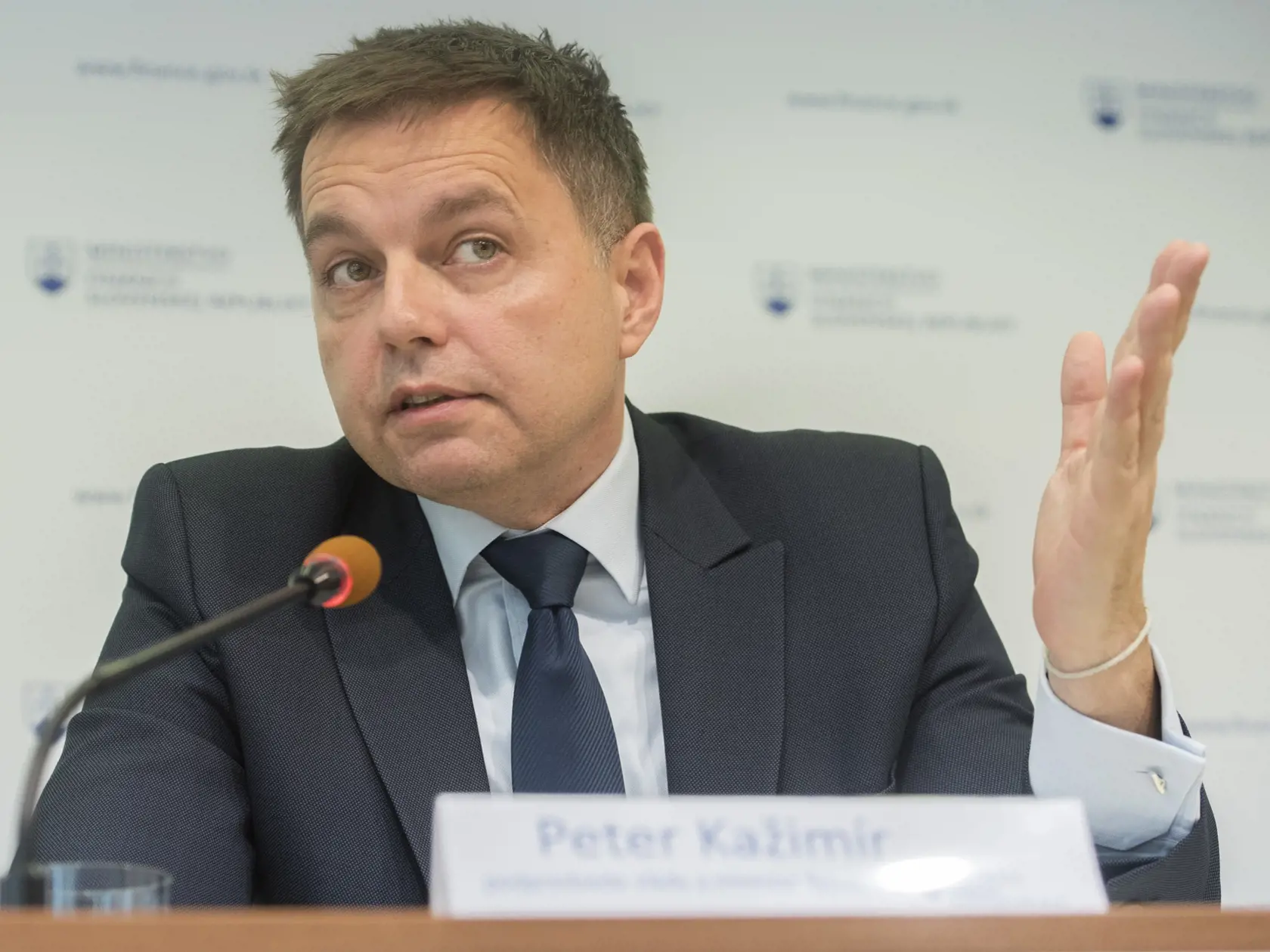 Na snímke minister financií SR Peter Kažimír
