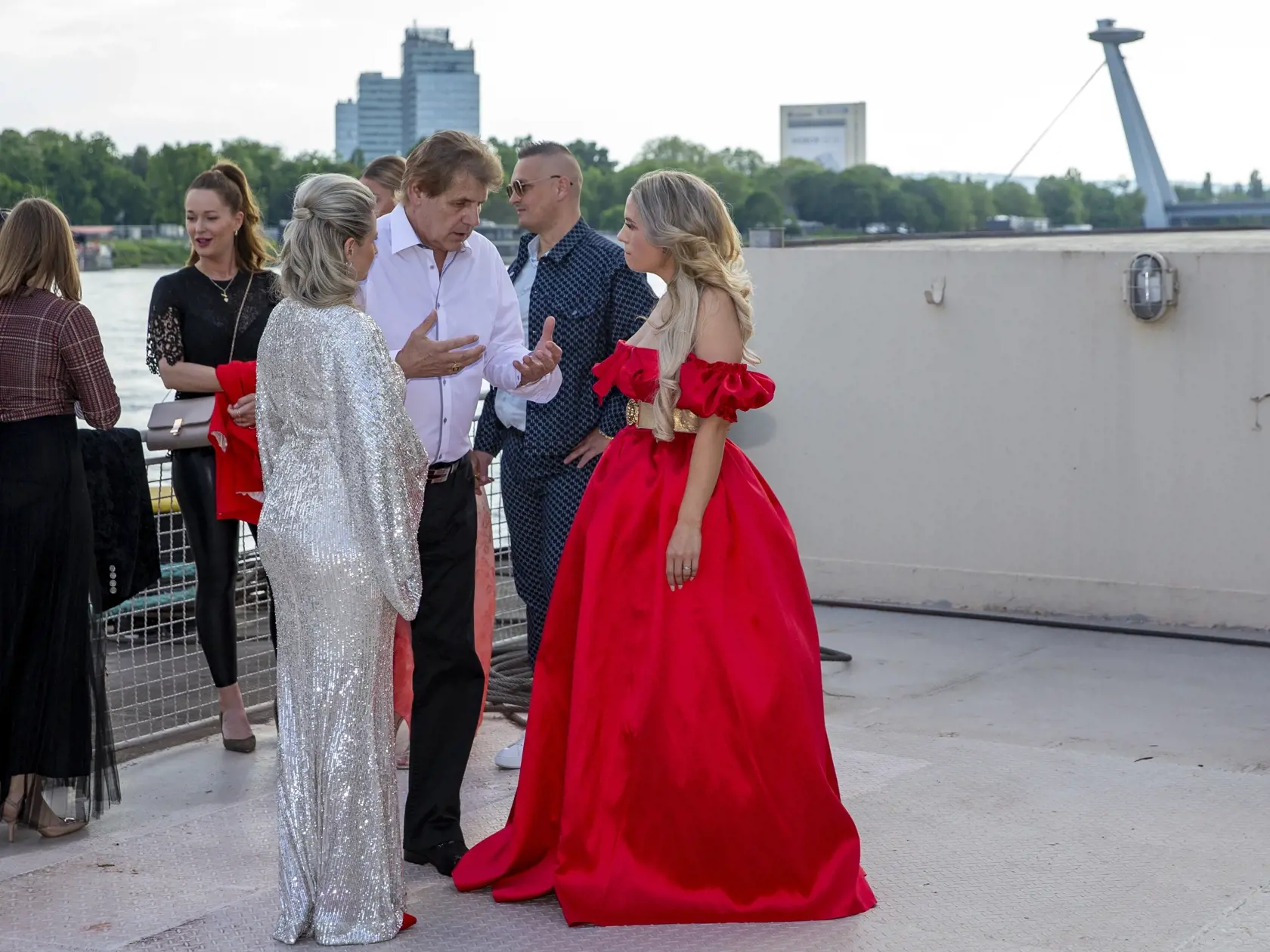 Módna prehliadka spojená s charitou “Prestige fashion event & charity” sa uskutočnila na lodi. 