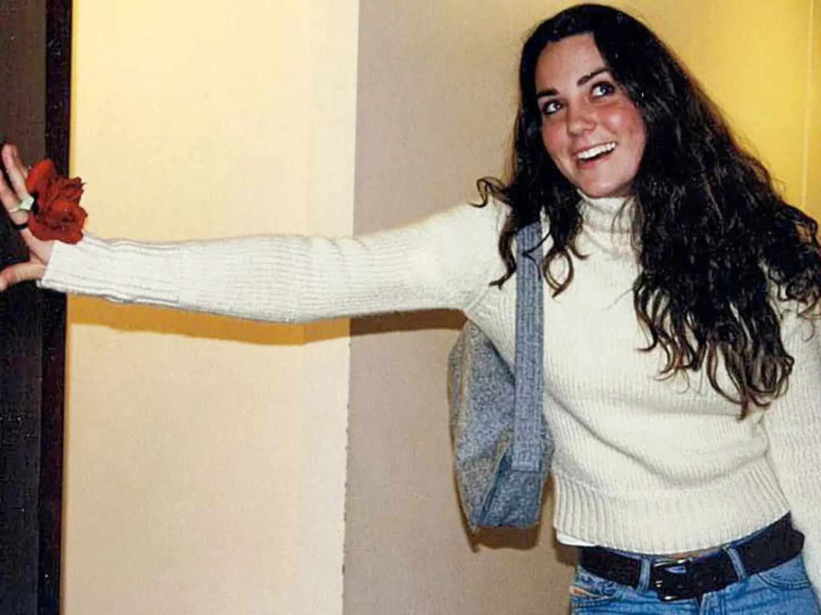 2001: Kate Middleton počas študentských čias.