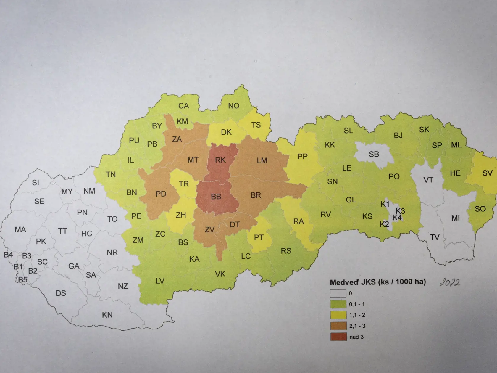 Na snímke je mapa - stav medveďa na Slovensku. 
