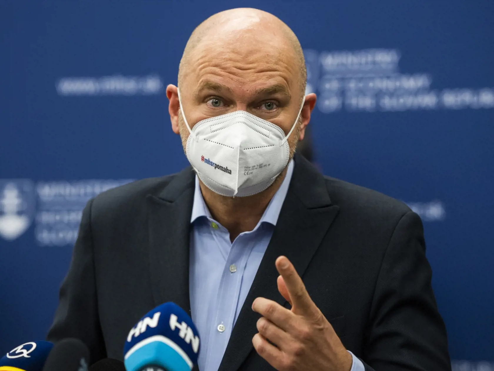 Na snímke je minister hospodárstva SR a prvý podpredseda vlády pre ekonomiku SR Richard Sulík (SAS) počas tlačovej konferencie.