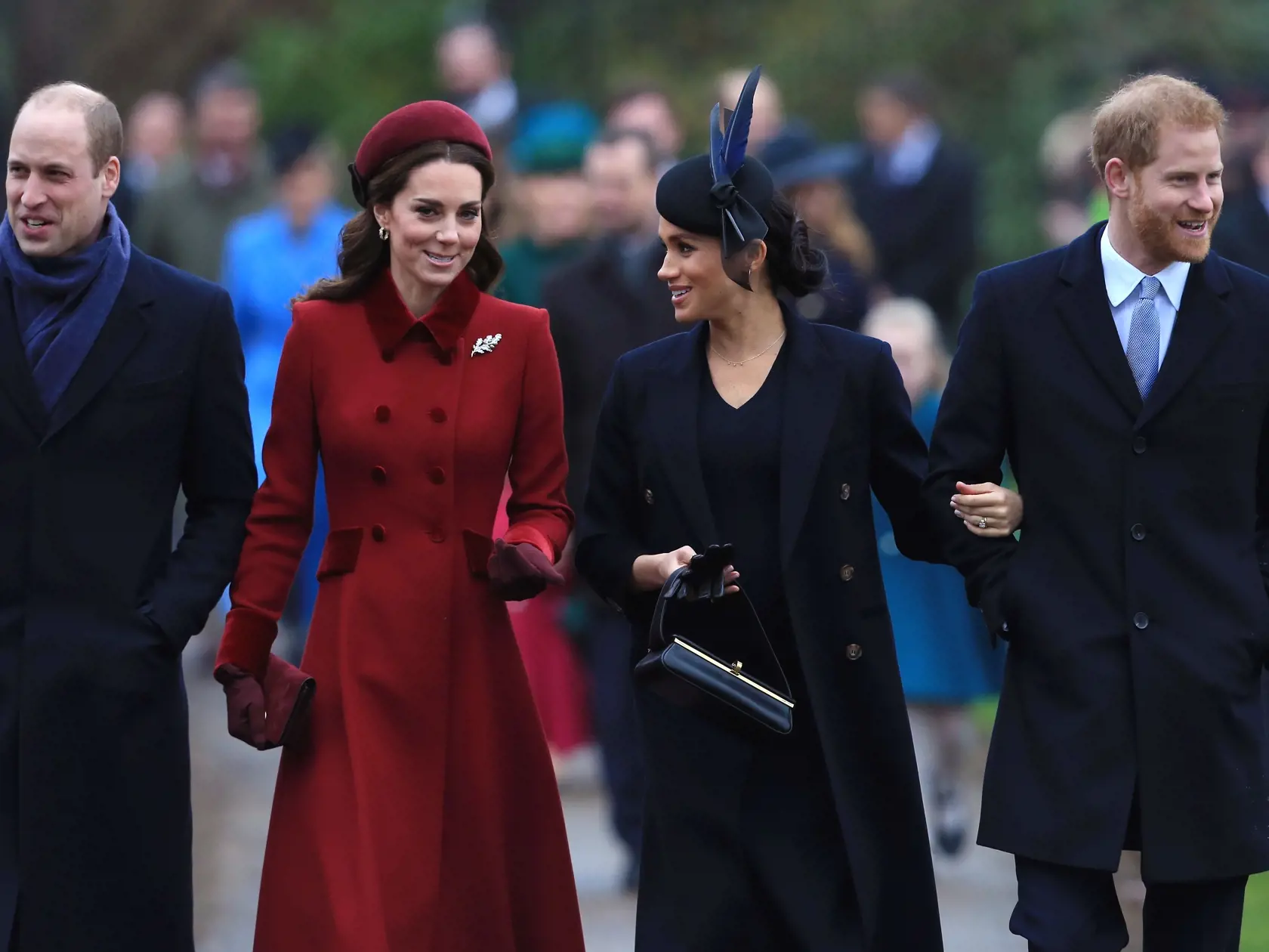 Vojvodkyňa z Cambridgea Kate Middleton a jej švagriná, vojvodkyňa zo Sussexu Meghan Markle