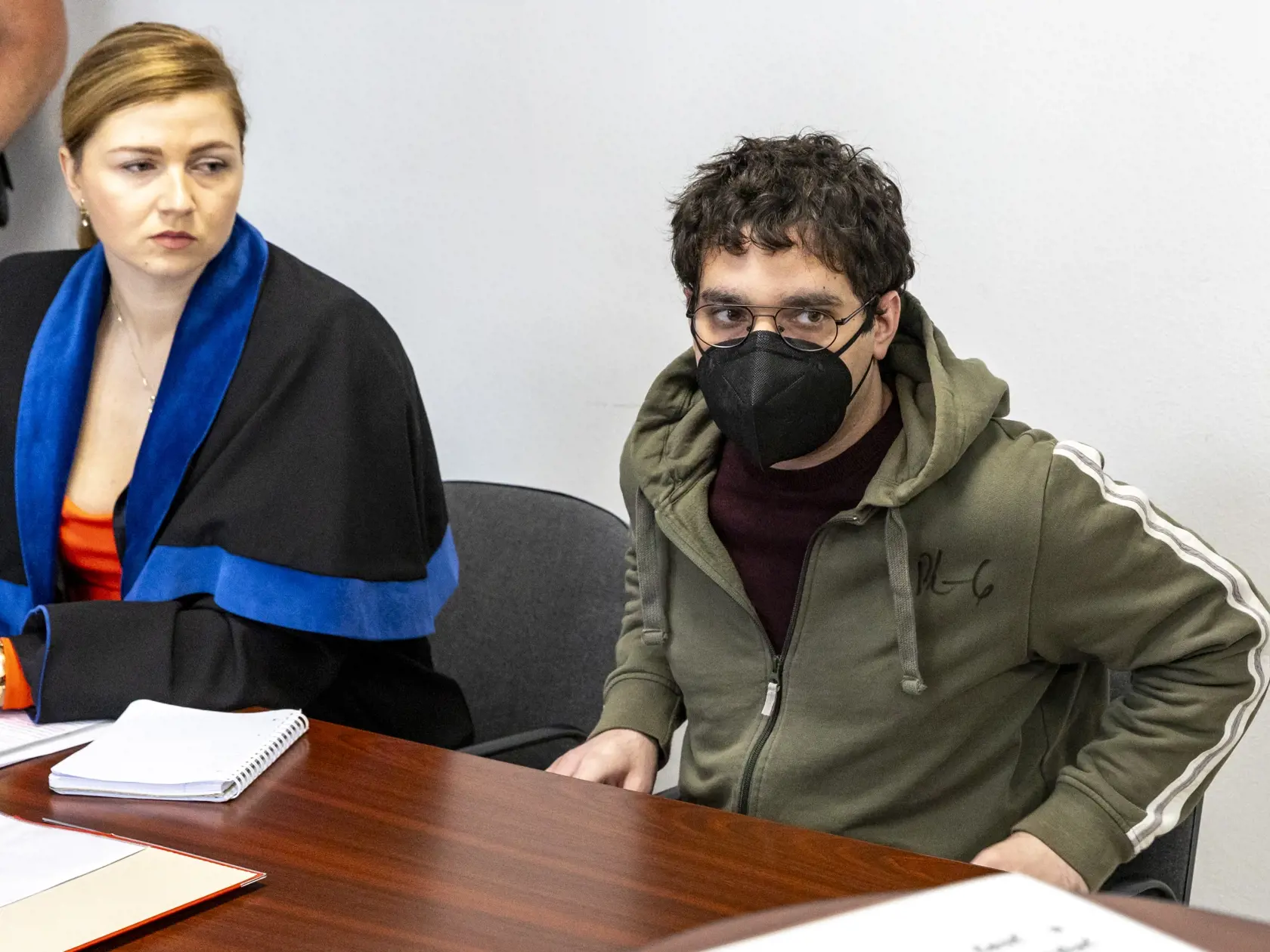 Návrh na uloženie do ústavného ochranného liečenia pre muža, ktorý vrazil autom do benzínovej pumpy na diaľnici D1 za Piešťanmi.