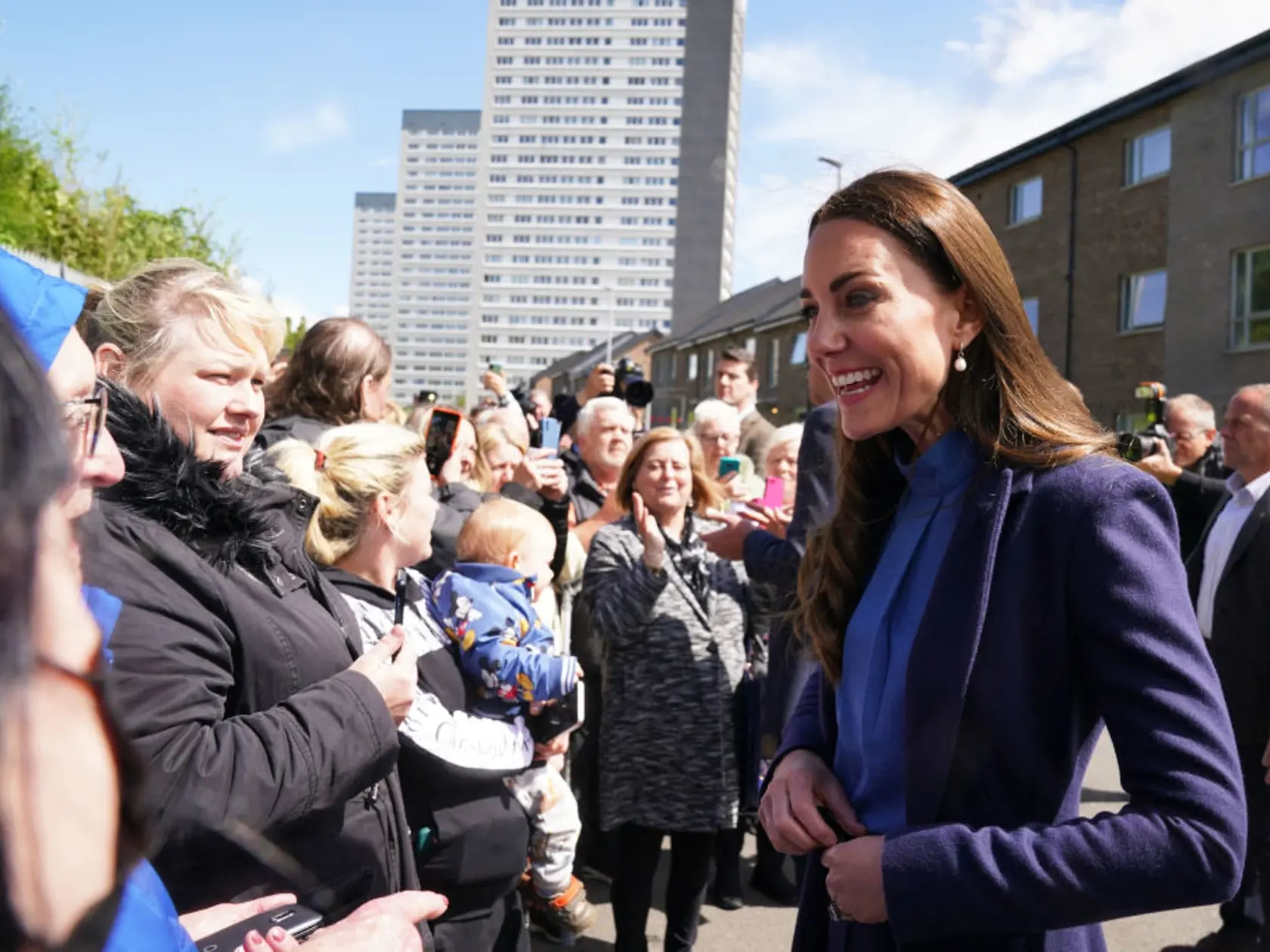 Kate počas kráľovského turné navštívila škôlku v Glasgowe.