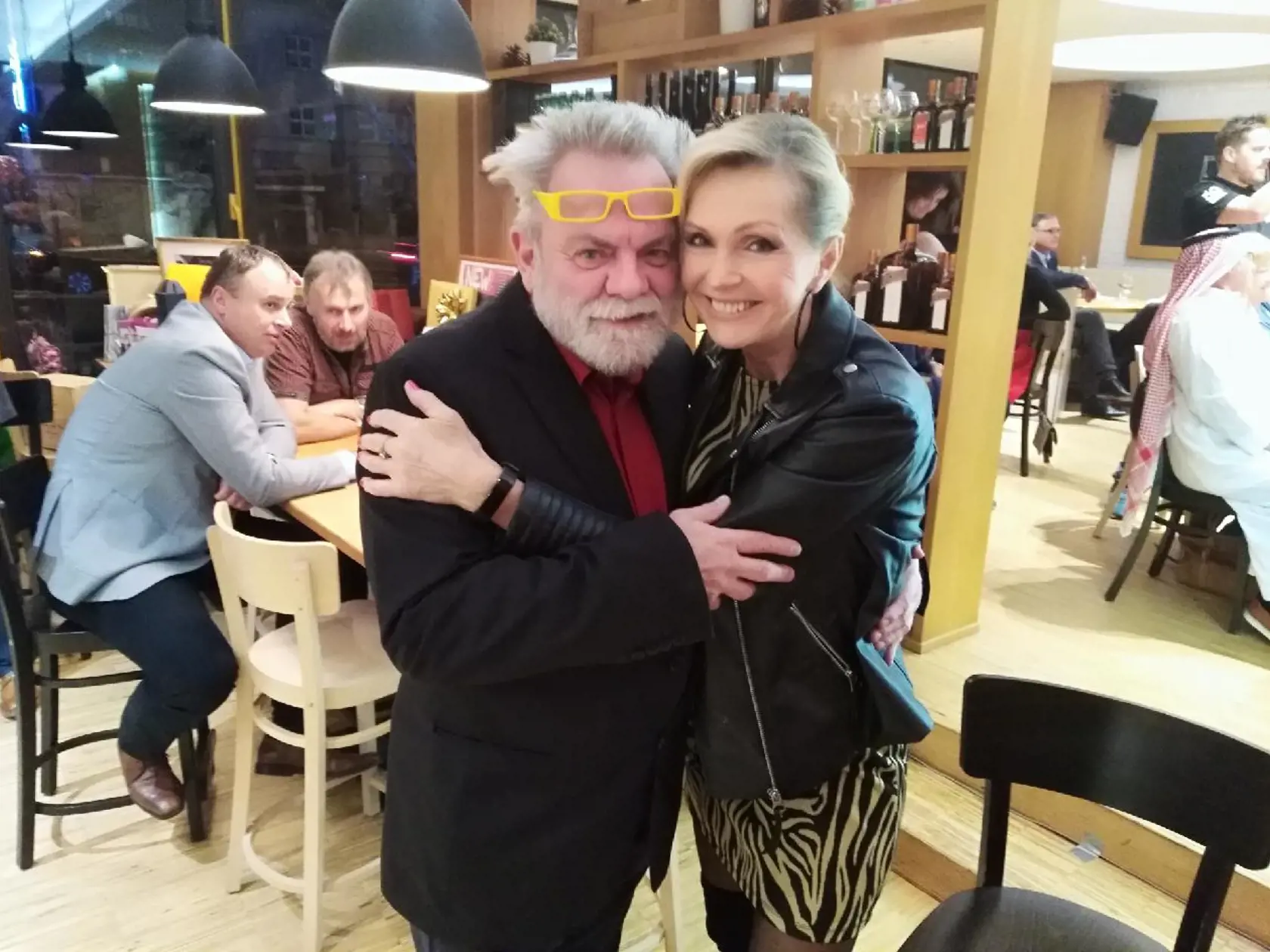 Zabávač Václav Upír Krejčí a speváčka Helena Vondráčková