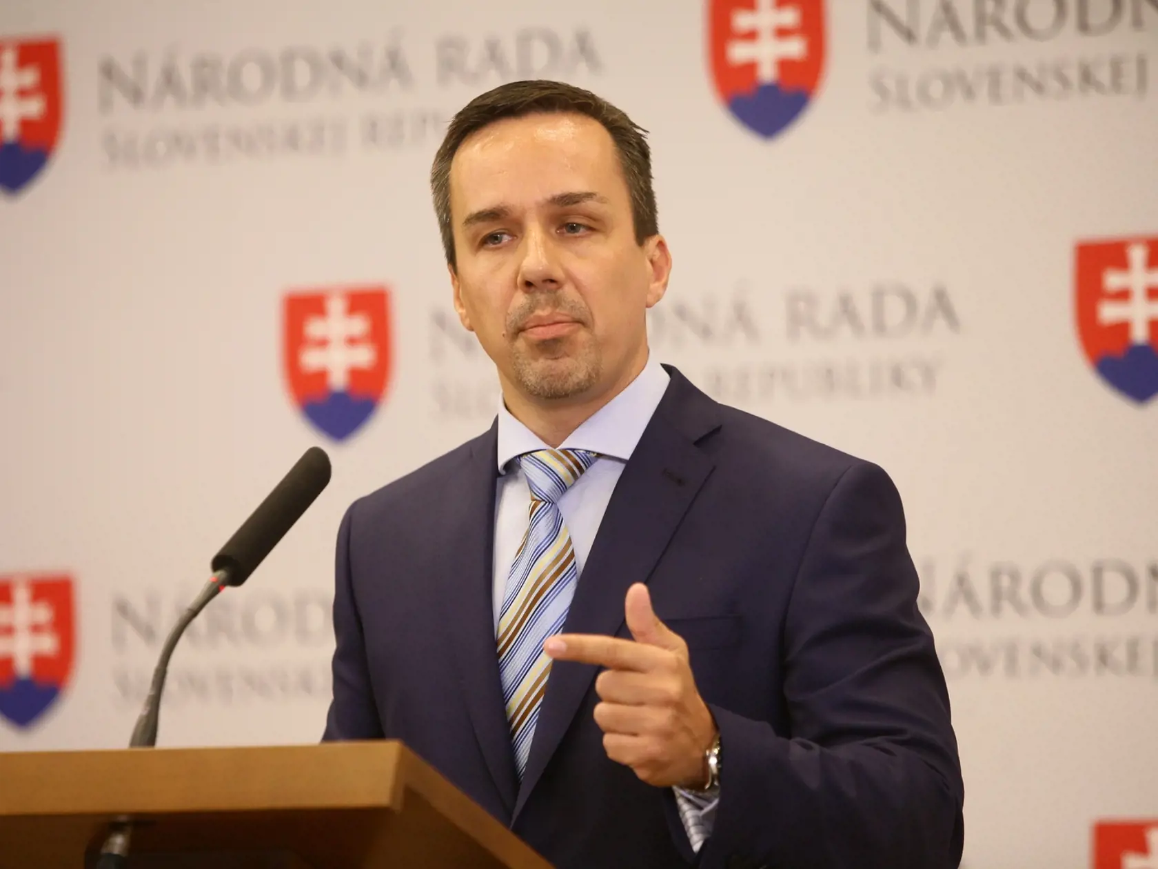 Vláda na 13. dôchodkoch podľa poslanca Tomáša nevyplatí nič navyše.