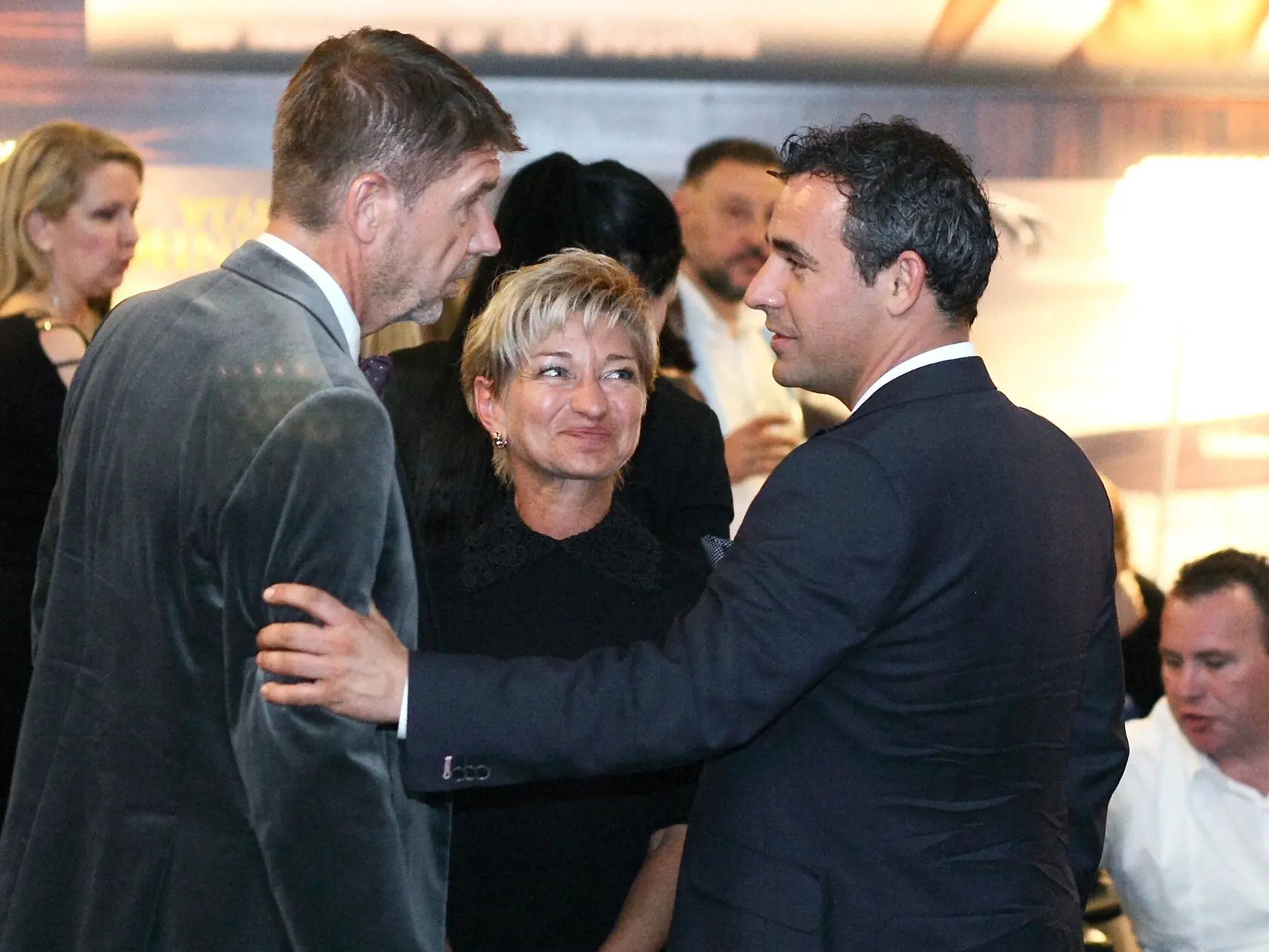 Miroslav Výboh  s manželkou a hercom a spevákom Filipom Tůmom.