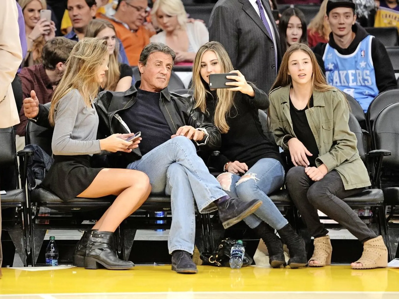 S treťou manželkou Jennifer Flavinovou má SLY tri dcéry, na ktoré je patrične hrdý.