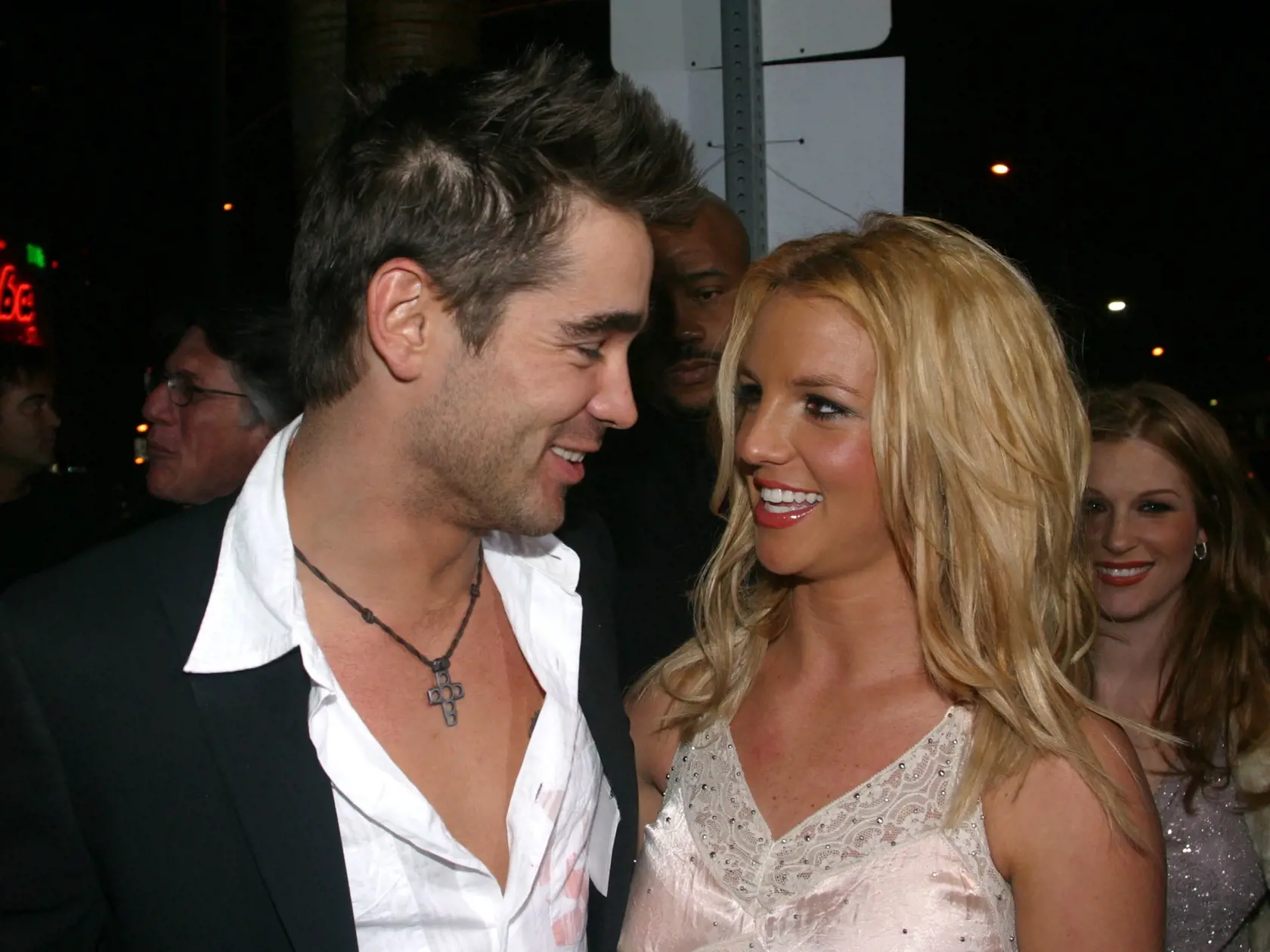 Kontroverzná hviezda Britney Spears, ktorá si za posledné roky prešla náročným osobným obdobím, ako aj následným sobášom a rozvodom, sa rozhodla prehovoriť o svojom pití a zneužití.