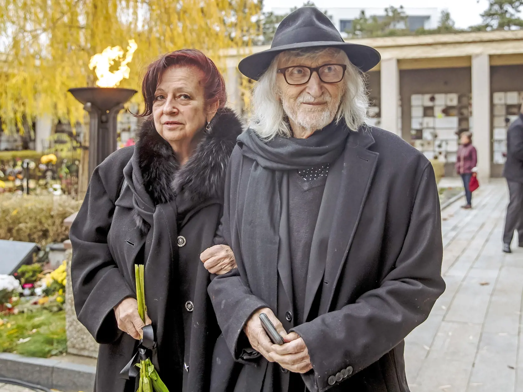 Najväčšou životnou oporou Jurajovi Jakubiskovi bola jeho manželka Deana.