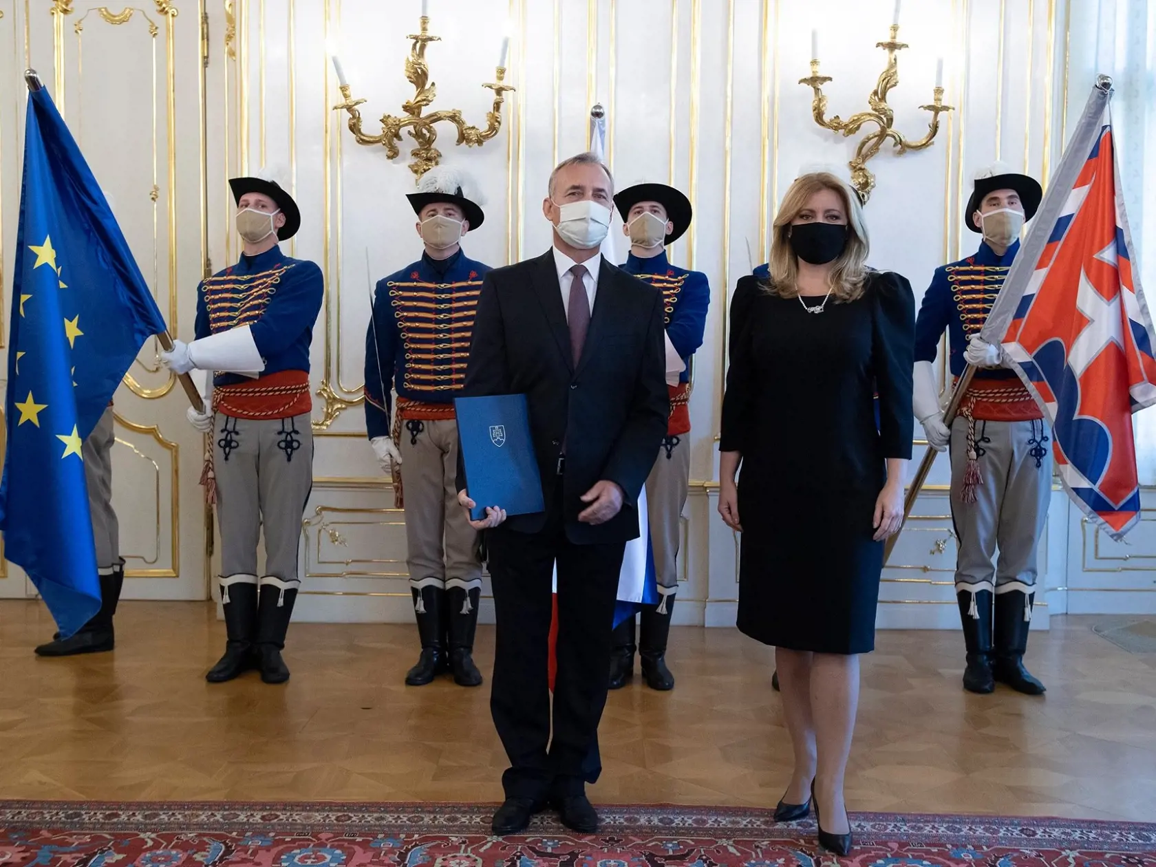 Prezidentka má v týchto dňoch opäť nabitý program. okrem návštevy nemocnice v Martine, stihla aj vymenovať veľvyslancov Slovenskej republiky