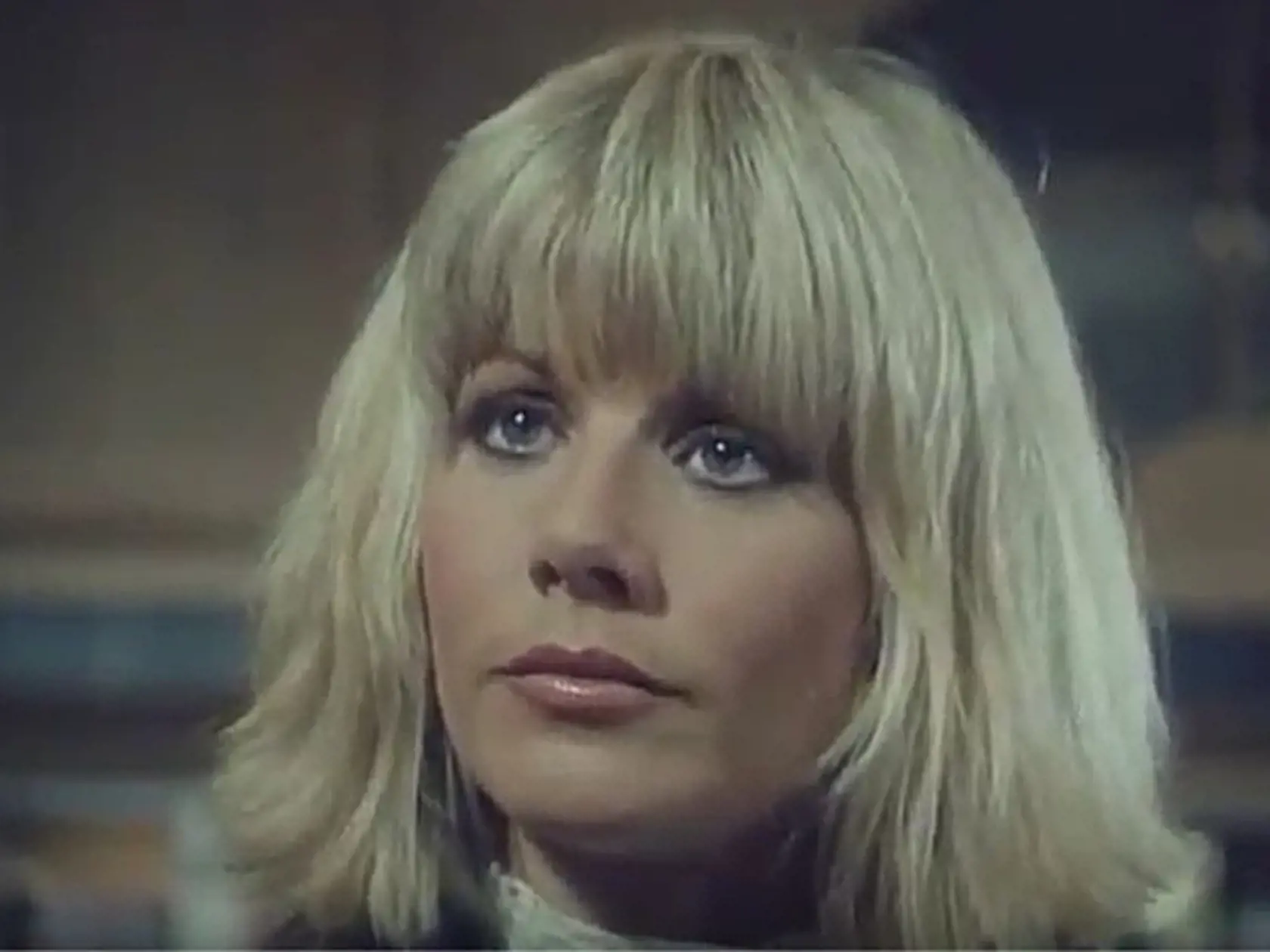 Glynis Barber