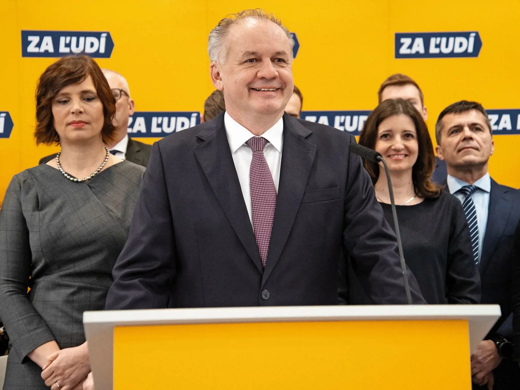 VOLEBNÝ PROGRAM MÁ 134 STRÁN