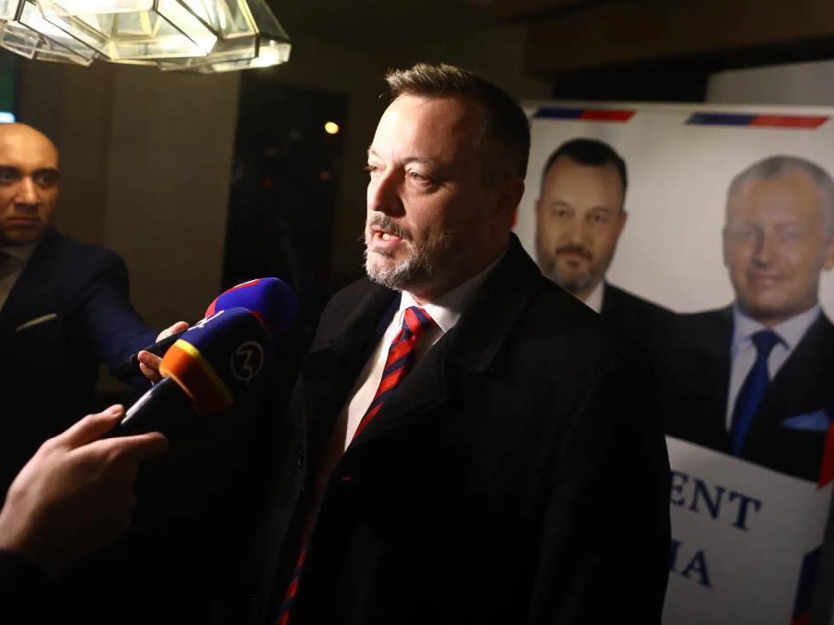 Volebný štáb Milana Krajniaka.