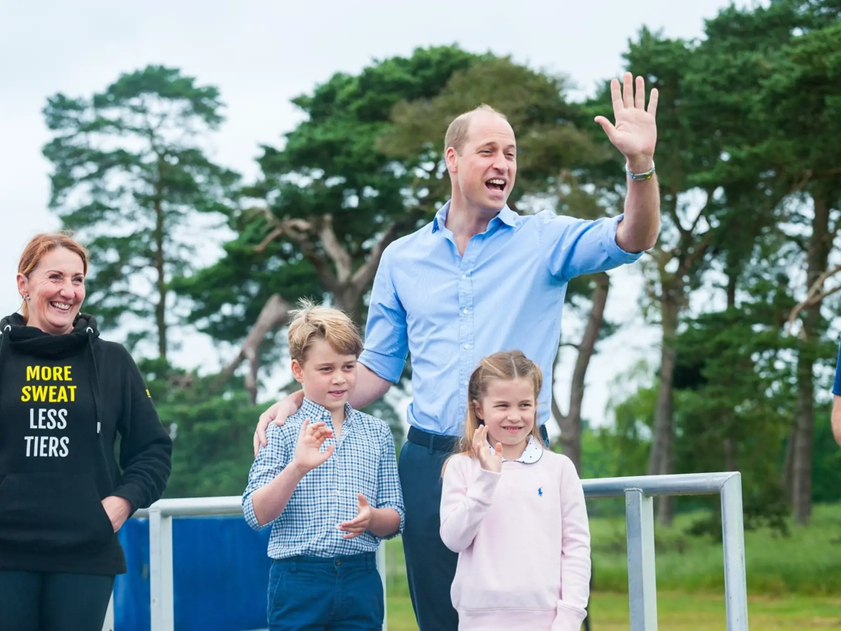 Princ George a princezná Charlotte rastú ako z vody!