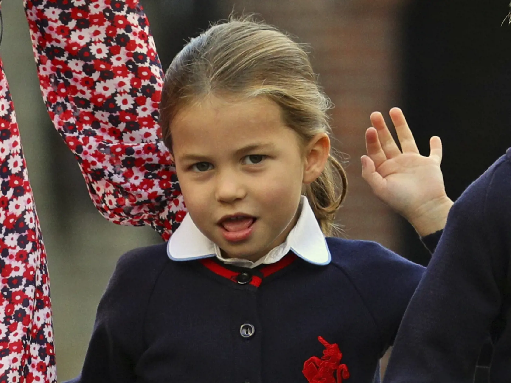 Princezná Charlotte počas svojho prvého školského dňa.