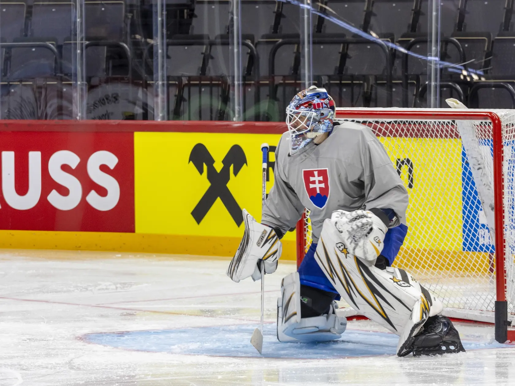 Tréning slovenskej hokejovej reprezentácie na MS 2025 v Štokholme. 