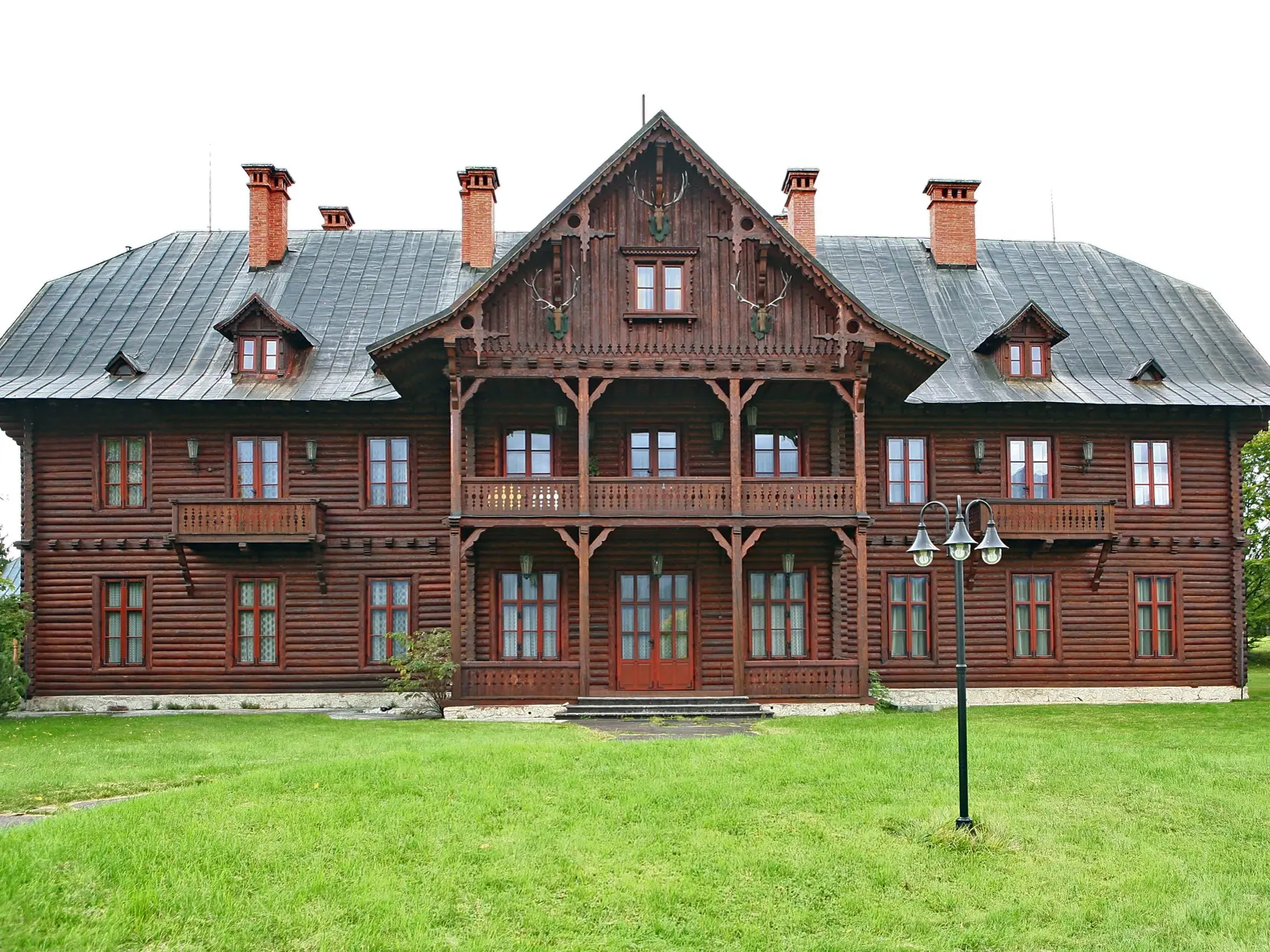 V rekreačnom zámočku v Tatranskej javorine si prezidenti užívajú relax.