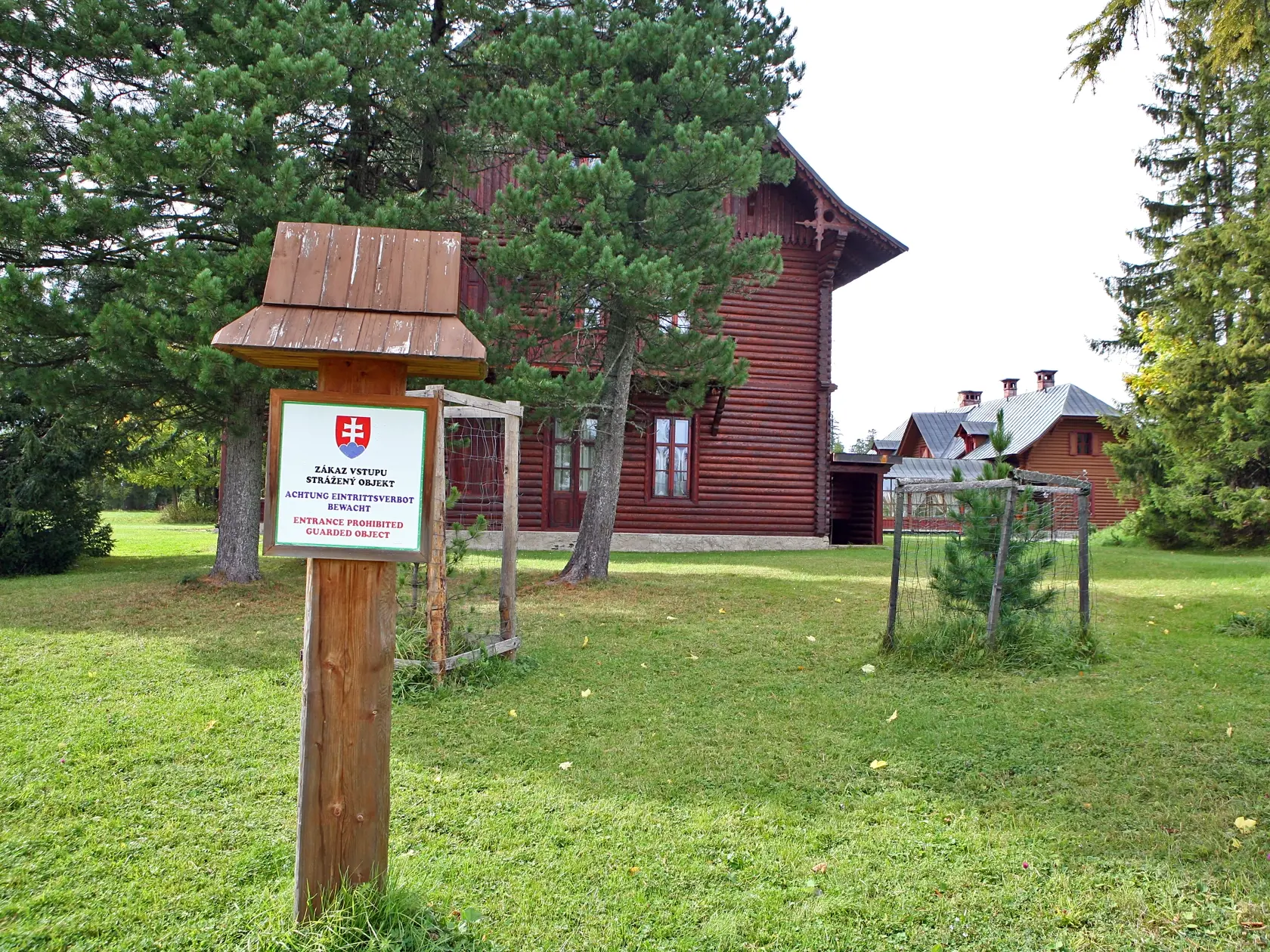 V rekreačnom zámočku v Tatranskej javorine si prezidenti užívajú relax.