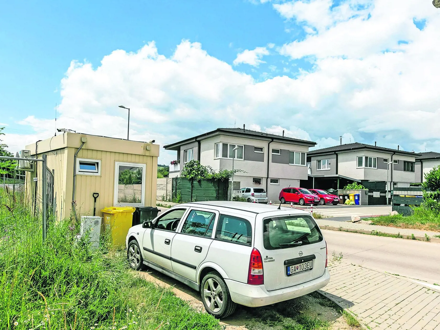STRÁŽNA BÚDKA: Ochrankári si vedia poradiť s rôznymi prekážkami.