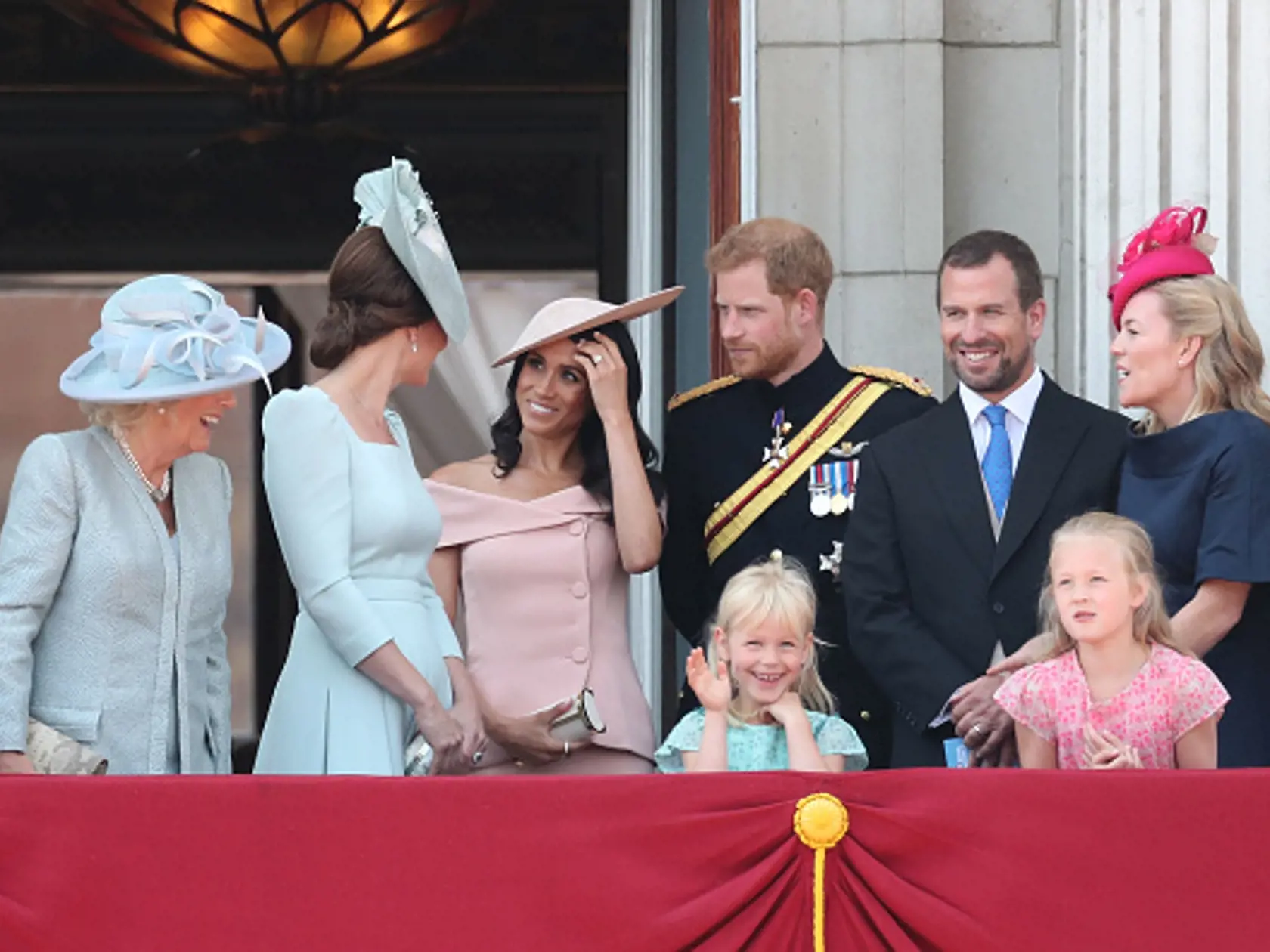 Peter (42) a jeho manželka Autumn Phillips (41) oznámili rodinám, že sa rozvádzajú.