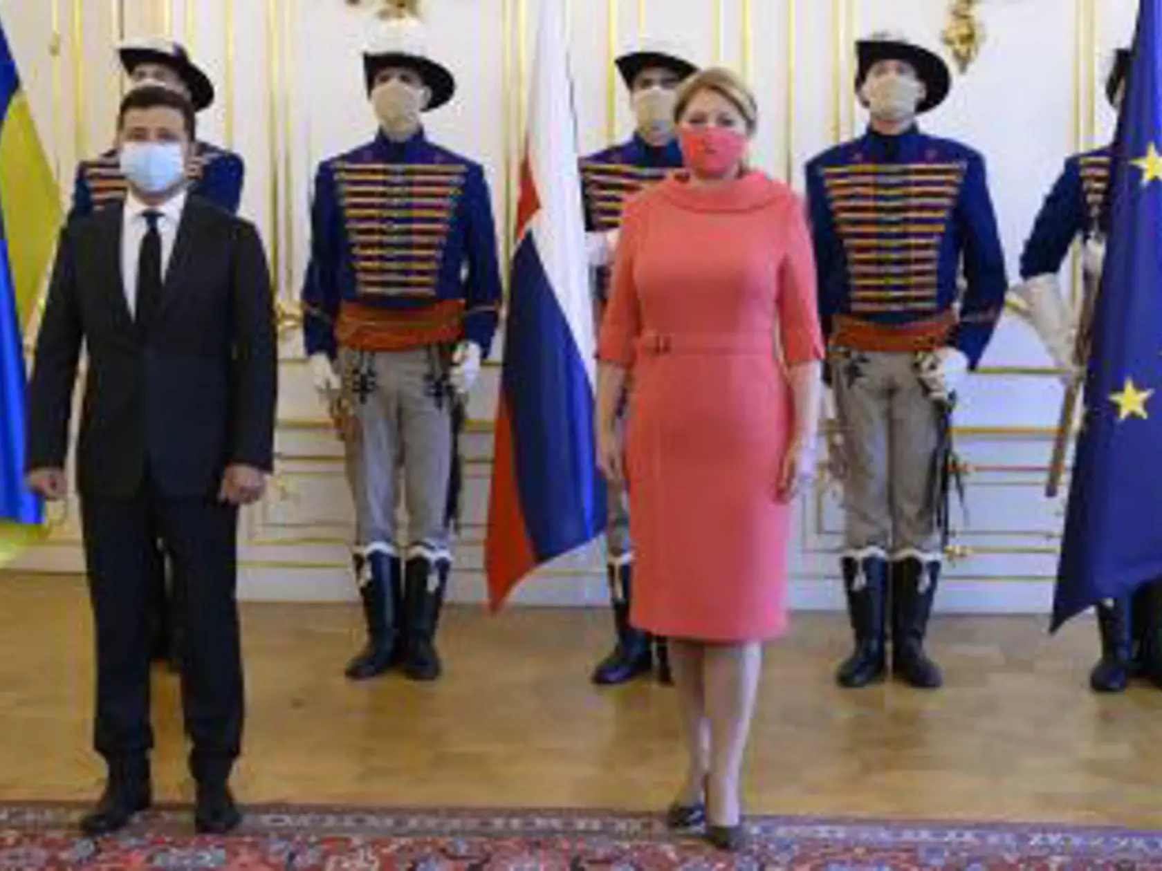 Prezidentka Zuzana Čaputová sa stretla s prezidentom Ukrajiny Volodymyrom Zelenským. Pozrite sa na tie šaty!