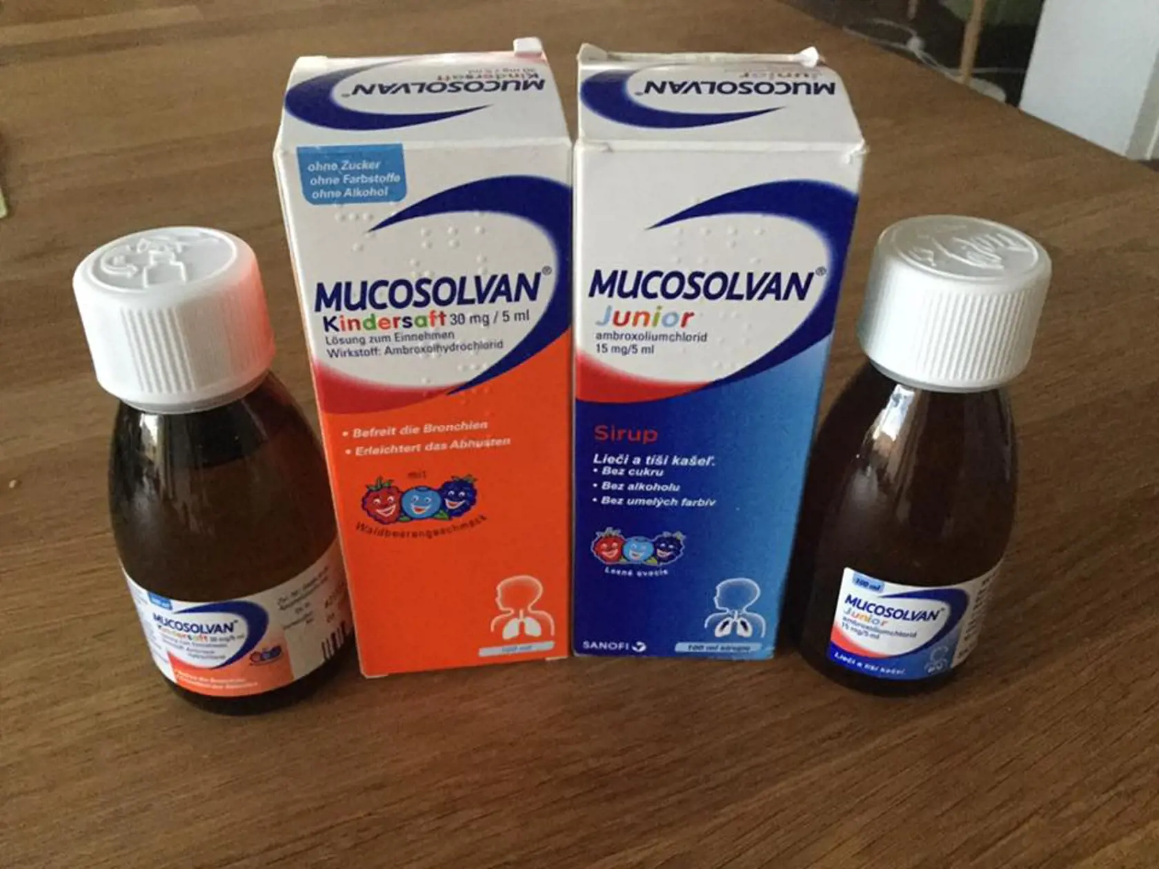 Mamička ostala nepríjemne prekvapená, keď porovnala rovnaký detský sirup na kašeľ v Nemecku a na Slovensku.