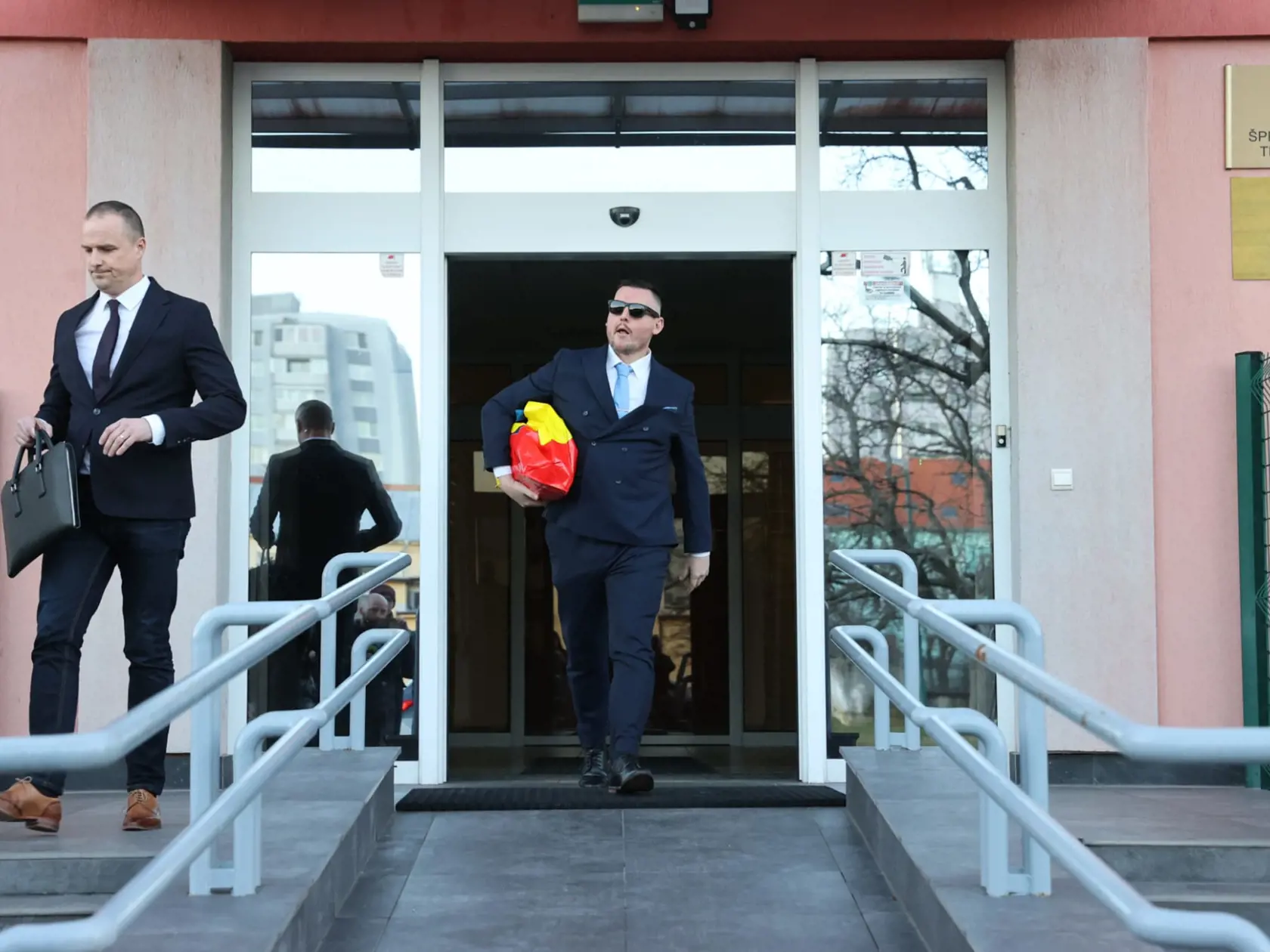 Daniel Bombic odchádza zo Špecializovaného trestného súdu, ktorý v stredu 29. januára rozhodol, že stíhaný väzobne nebude.