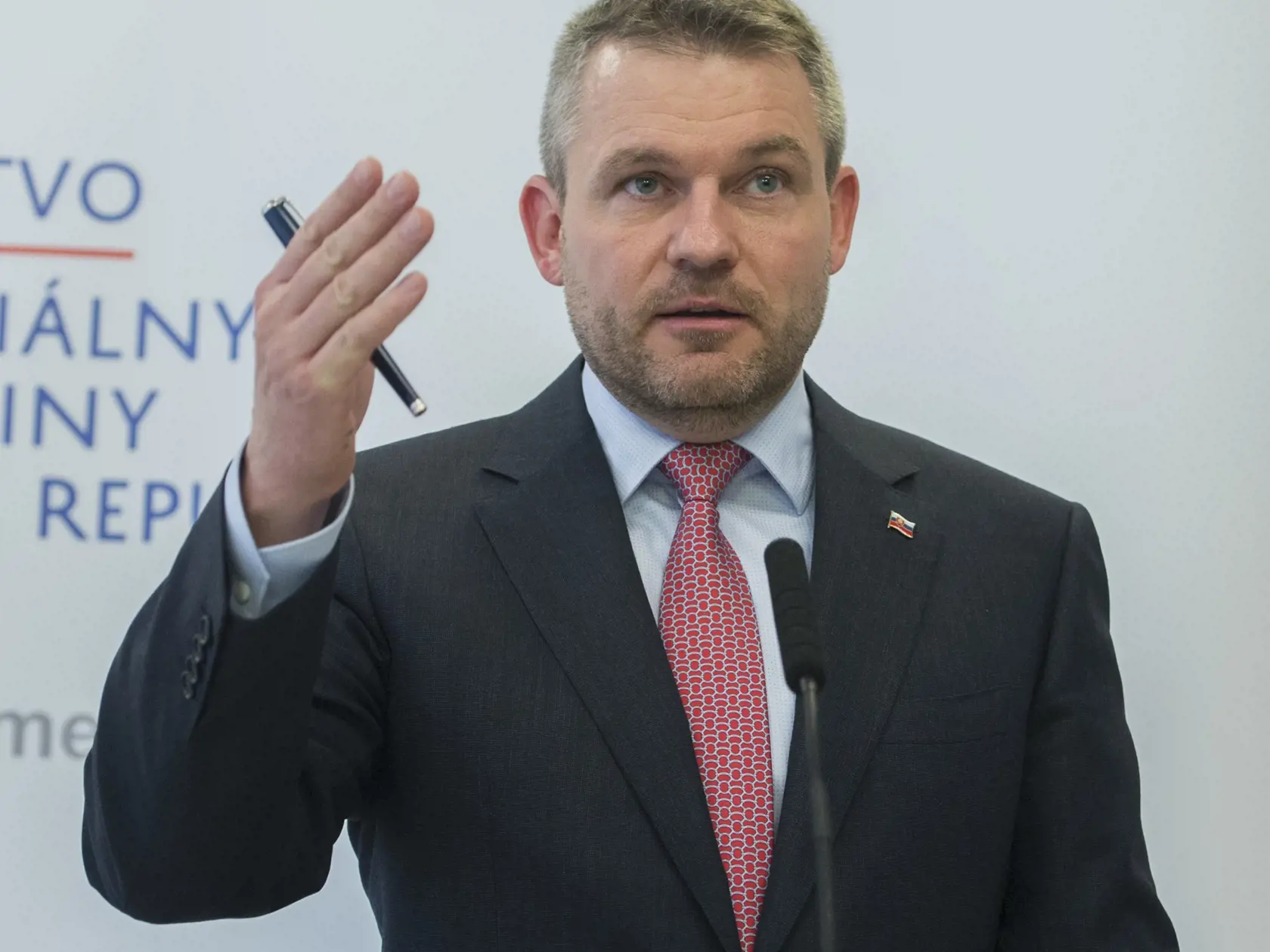 Premiér SR Peter Pellegrini.