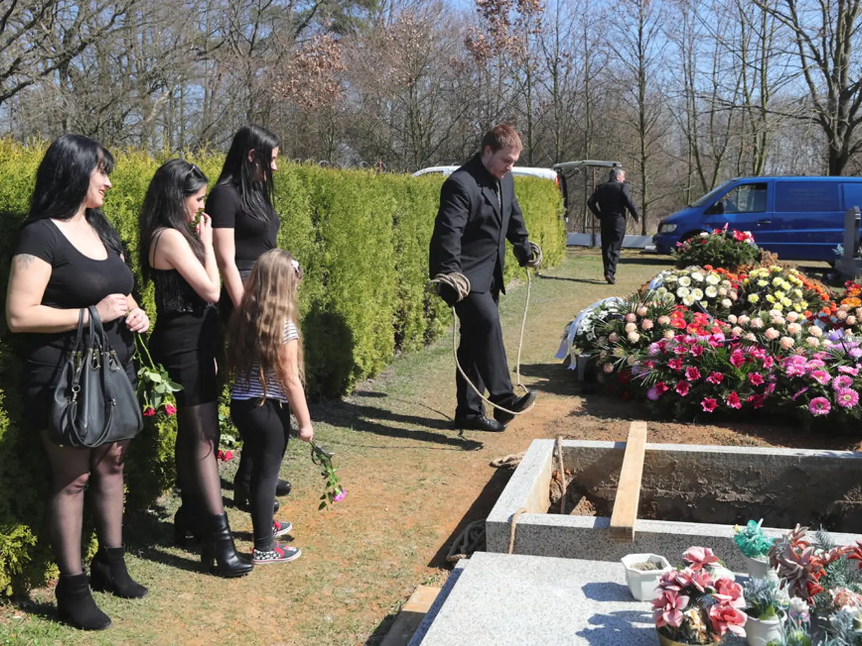 Hrob zosnulej speváčky Věry Bílej (†64).