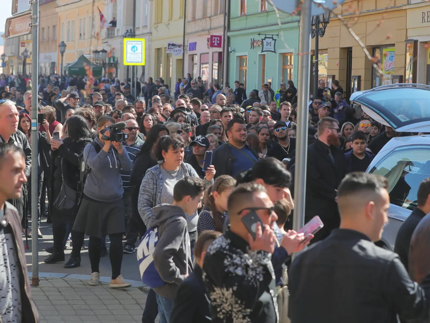 Zábery z poslednej rozlúčky s Věrou Bílou.