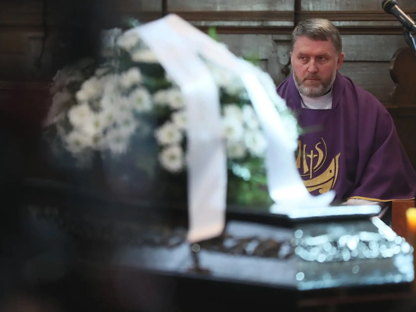 Zábery z poslednej rozlúčky so speváčkou Věrou Bílou.