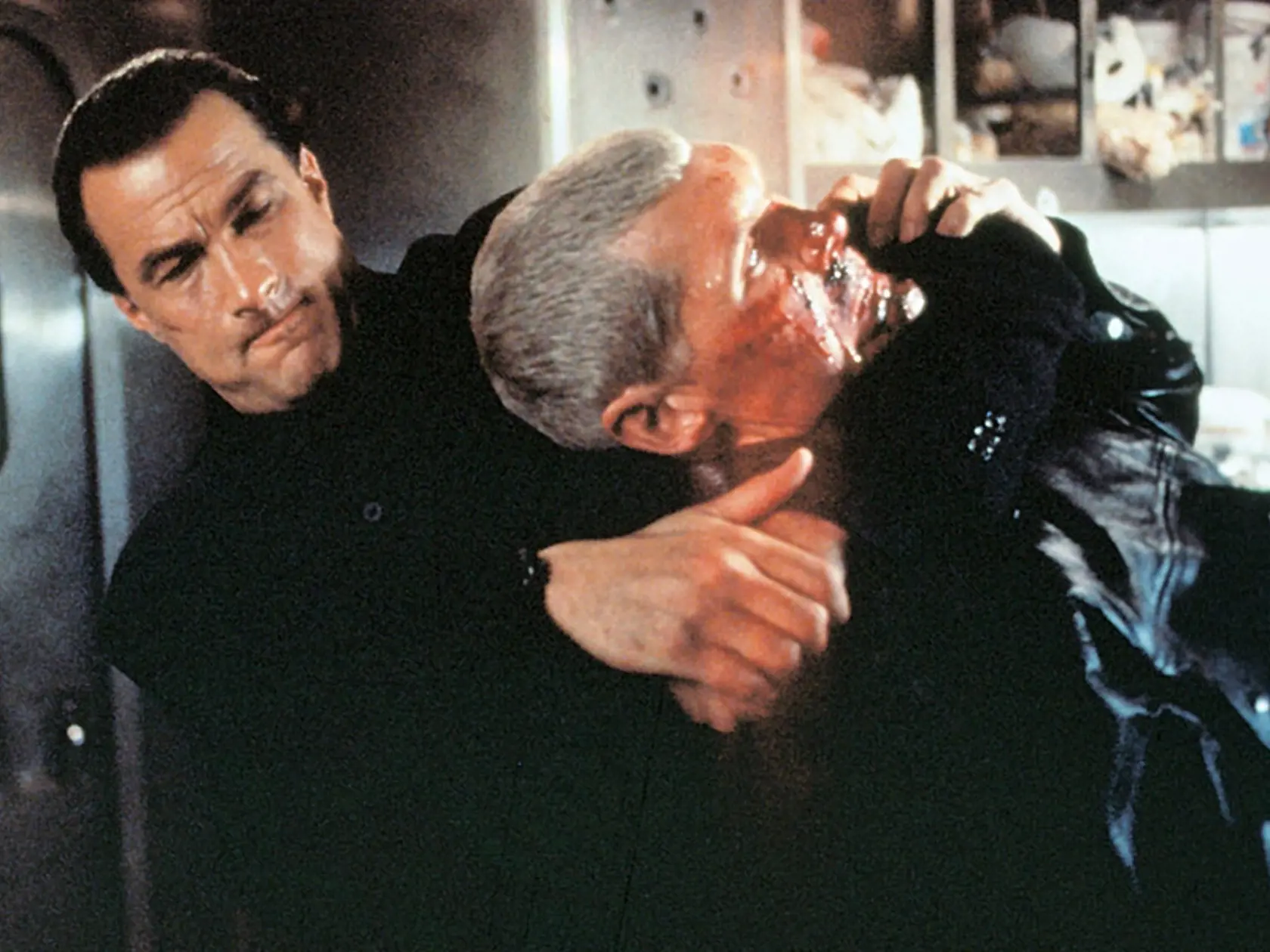 Steven Seagal vo filme Prepadnutie v Pacifiku 2.