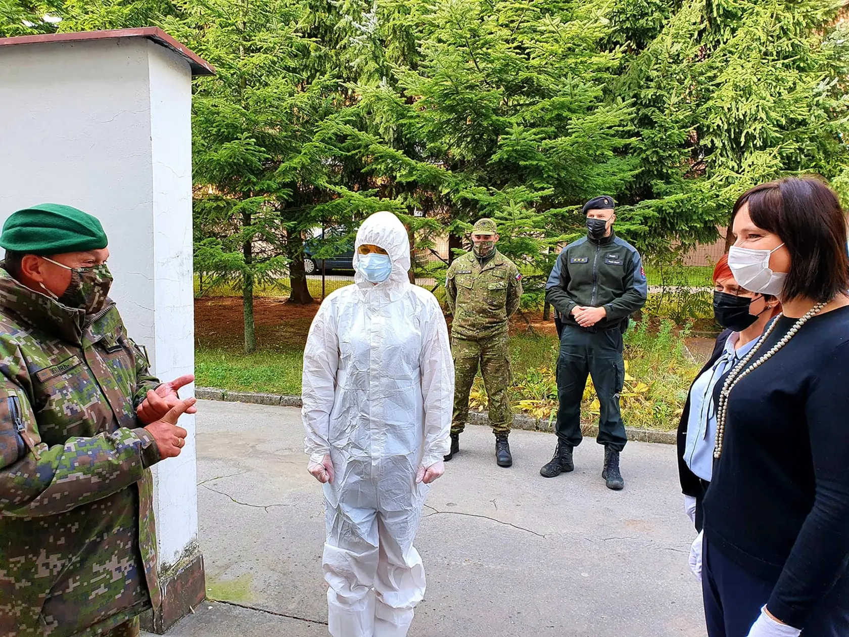 Politici zareagovali na akciu Víchrica.