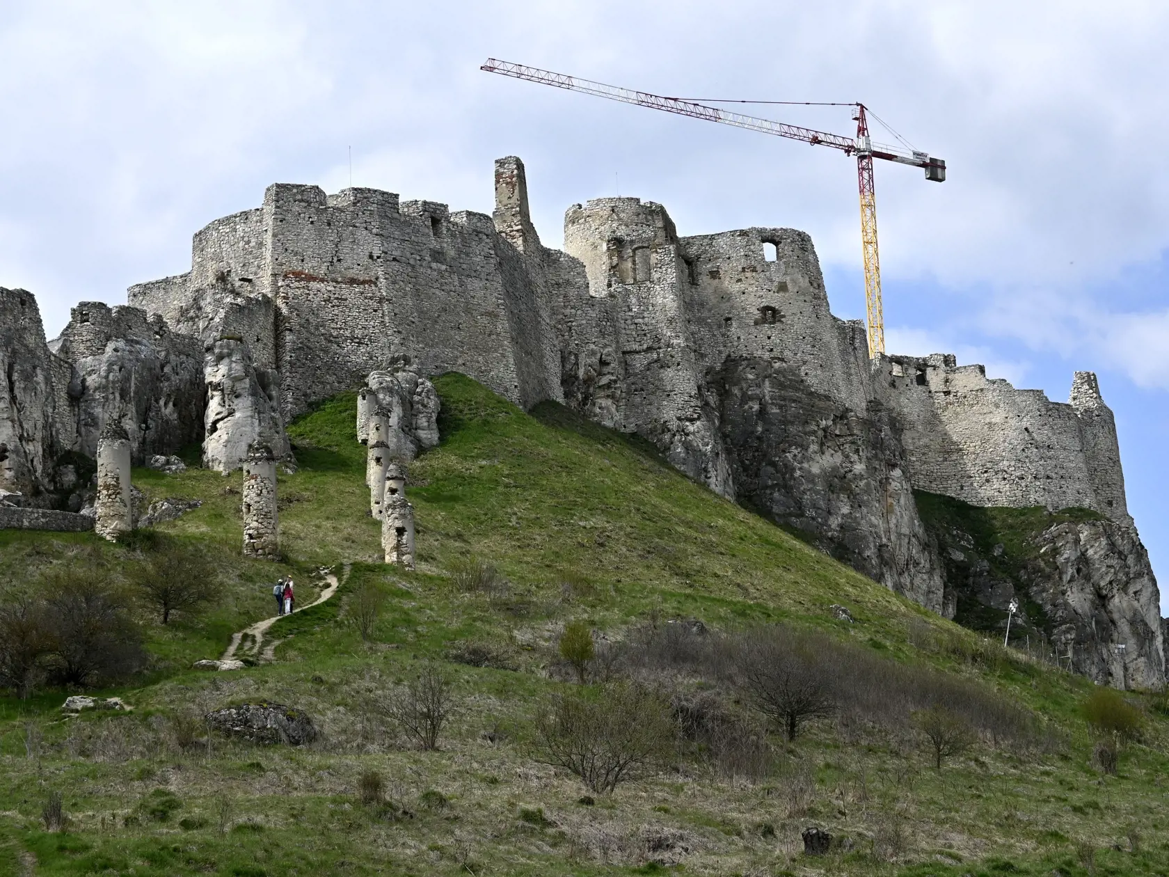 Na snímke Spišský hrad v obci Žehra, okres Spišská Nová Ves 22. apríla 2023.