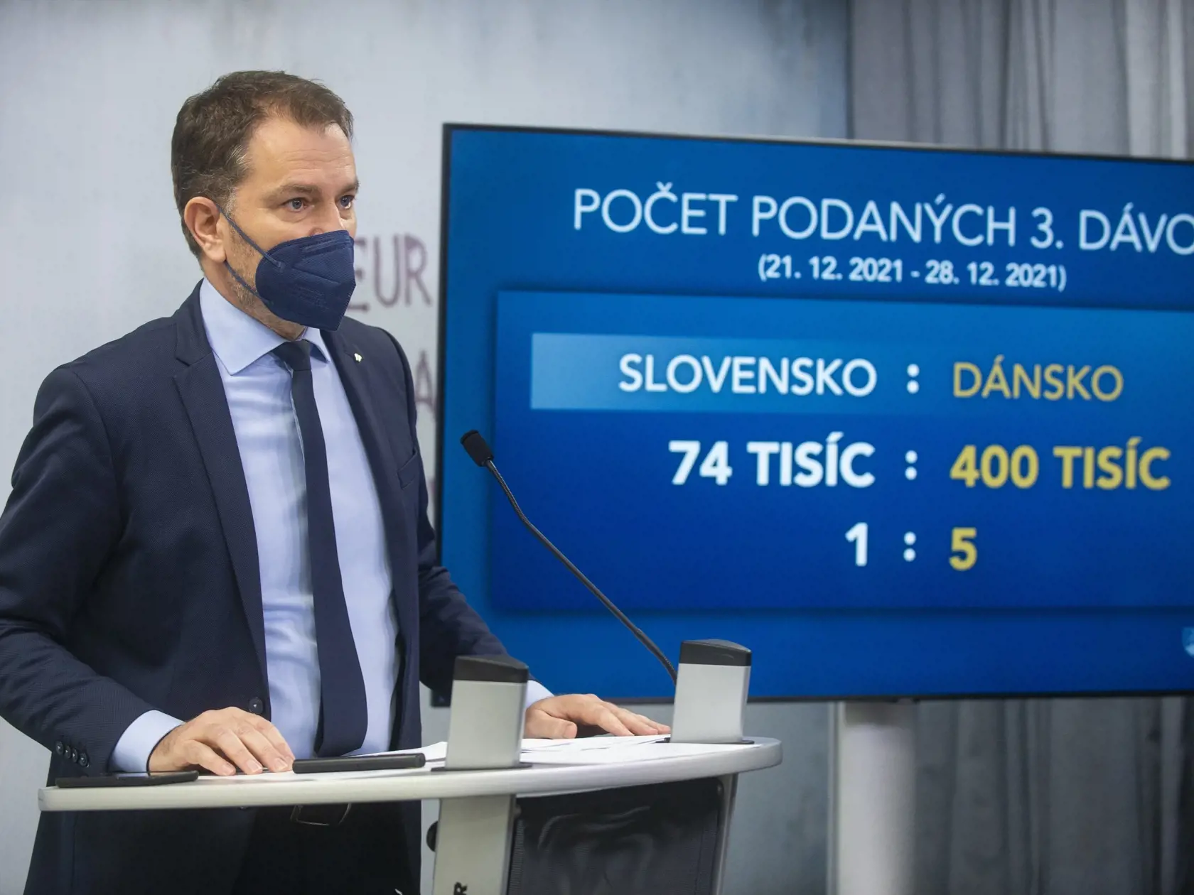 Na snímke minister financií SR Igor Matovič (OĽaNO) počas tlačovej konferencie k očkovaniu dôchodcov 3. dávkou vakcíny 30. decembra 2021 v Bratislave.