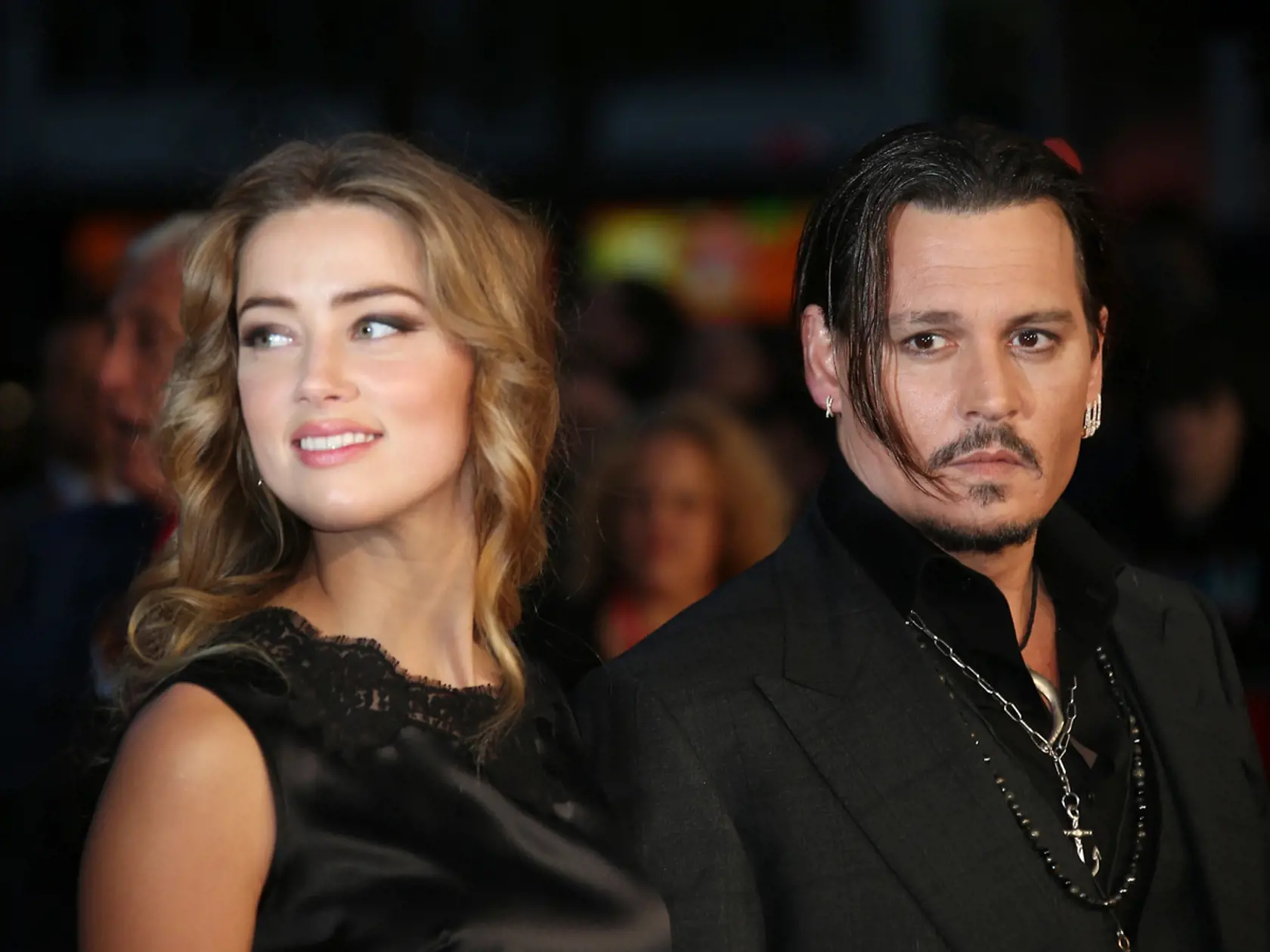 Amber Heard a Johnny Depp to vzdali už po roku manželstva.
