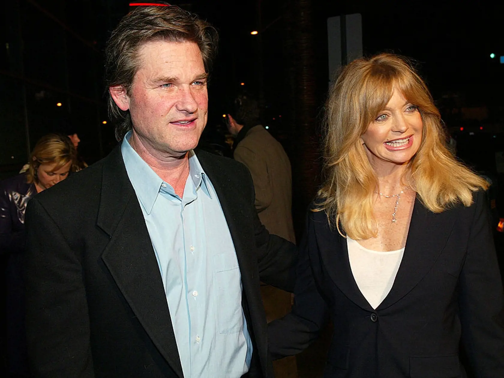 LOS ANGELES - FEBRUARY 12:  Actors Kurt Russell (L) and Goldie Hawn arrive at the premiere of "Dark Blue" at the Cinerama Dome on February 12, 2003 in Los Angeles, California.  (Photo by Kevin Winter/Getty Images)