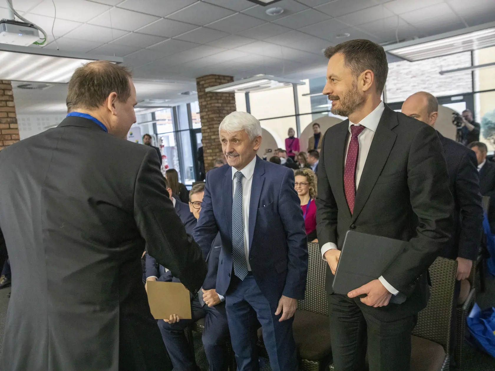 Na snímke je V. riadny snem Spolu-občianska demokracia.
premiér Eduard Heger a Mikuláš Dzurinda