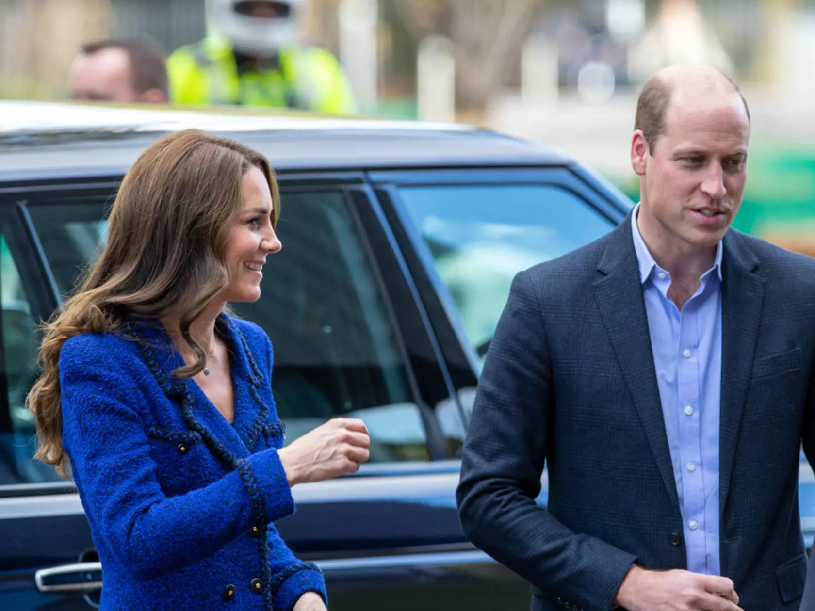 Princezná Kate žiarila v modrom tvídovom saku.